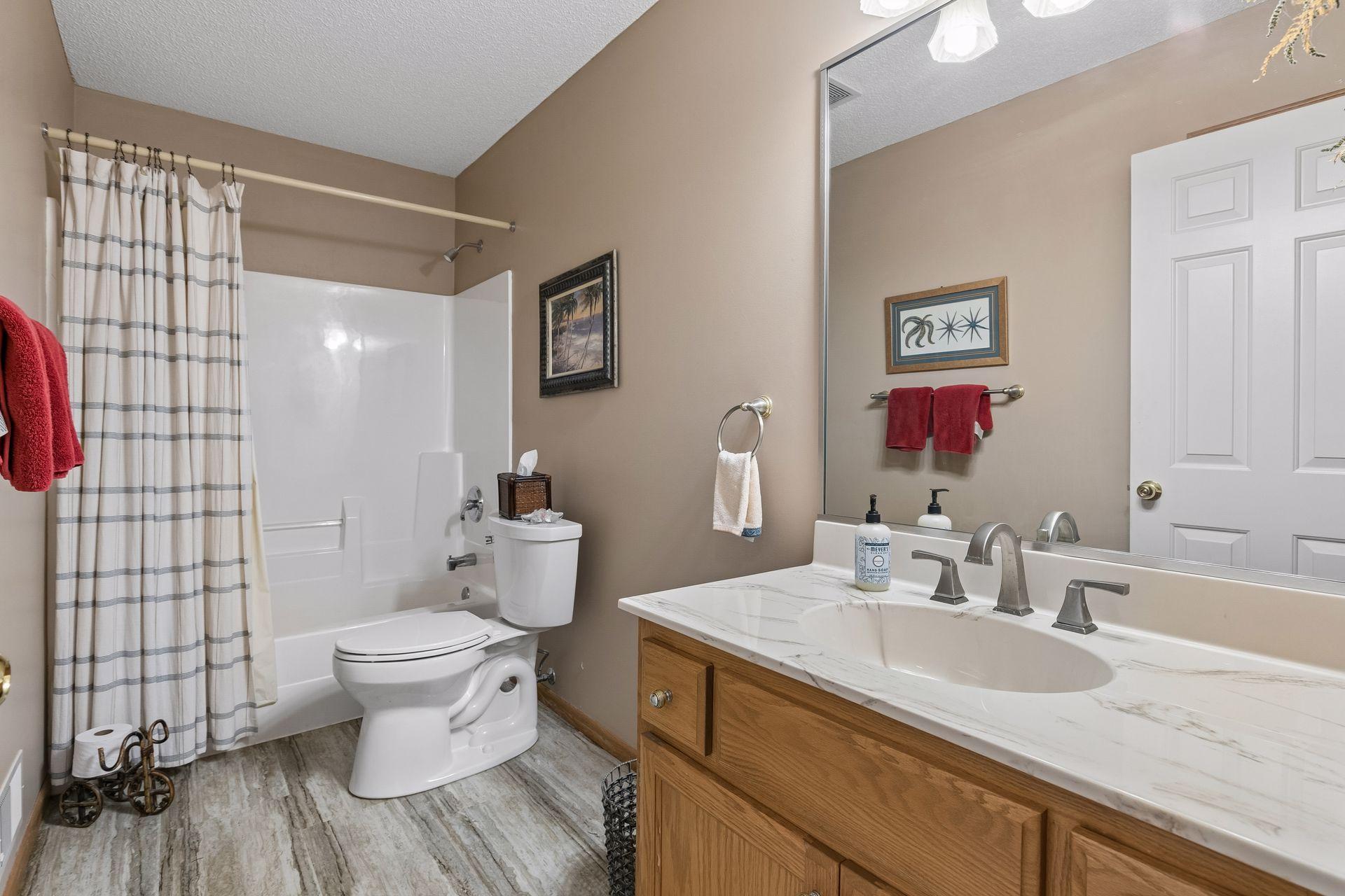 13323 Glenhaven Court Property Photo 29