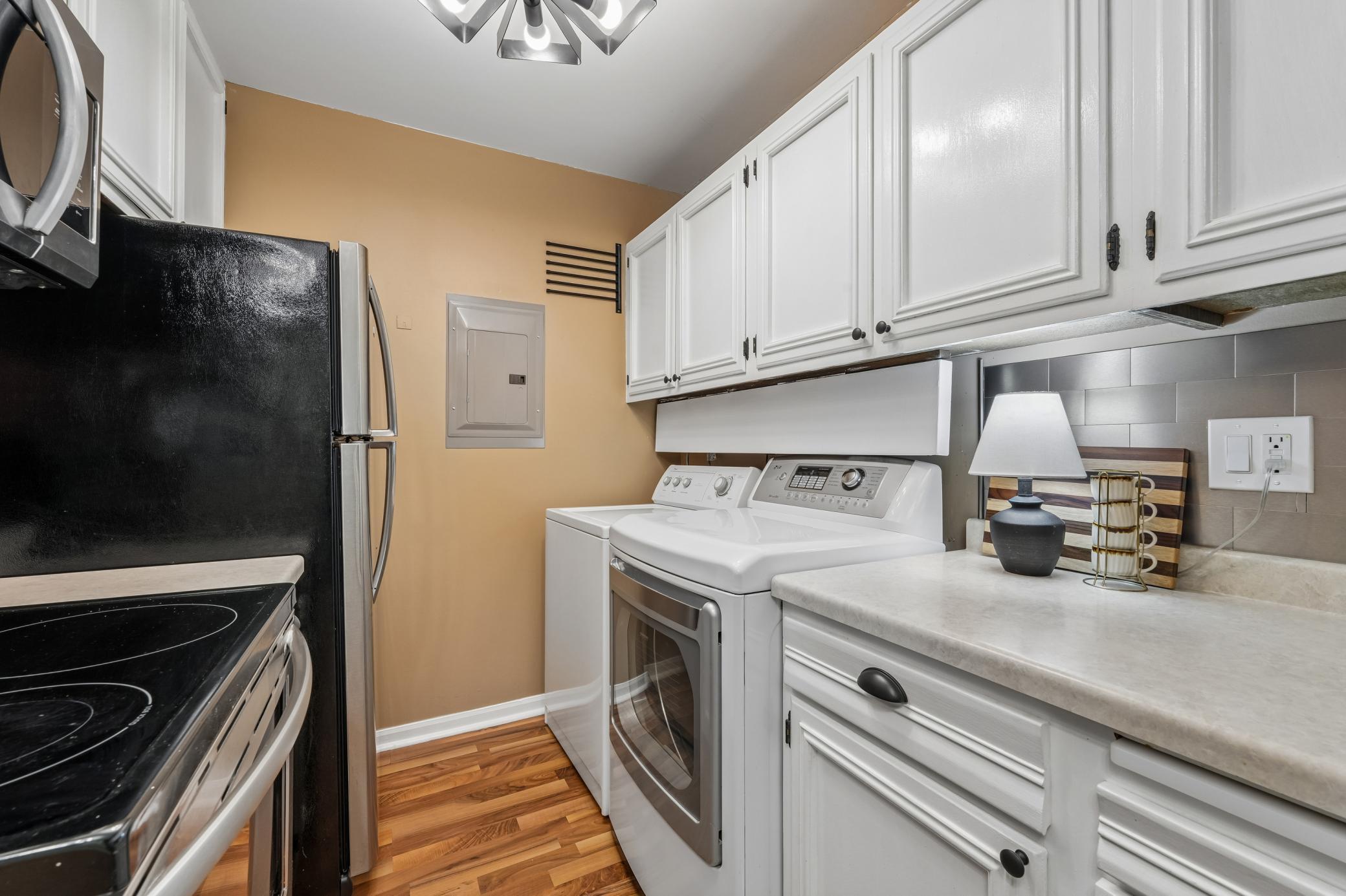 2411 Unity Avenue N Property Photo 15