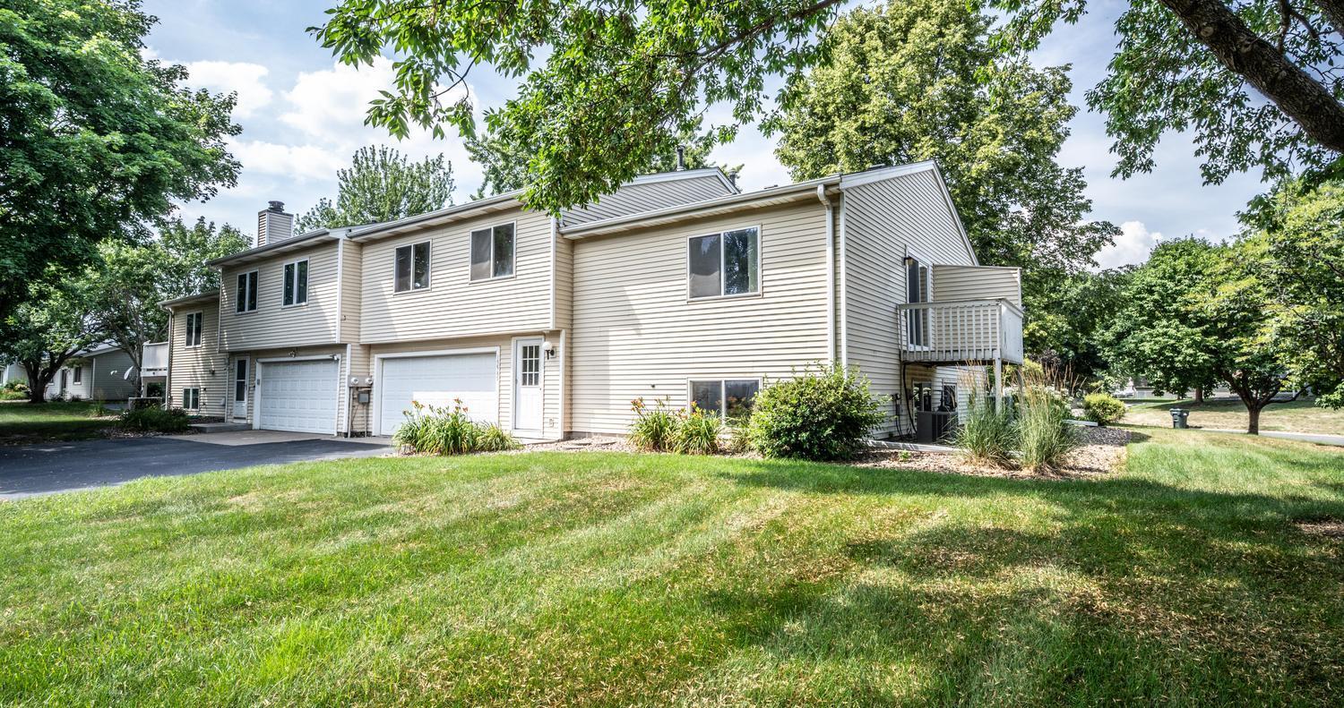 15585 Cornell Trail
