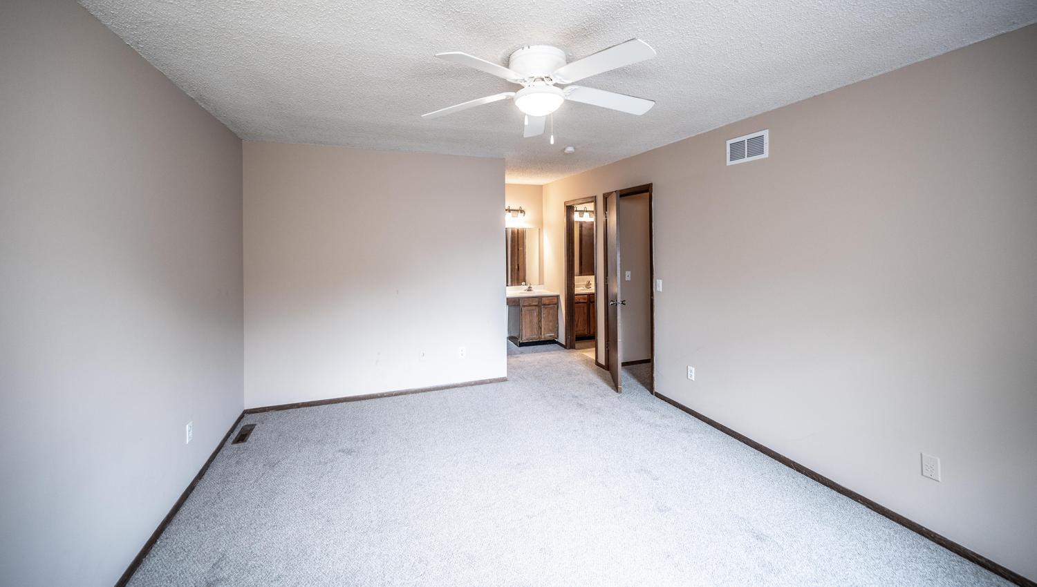 15585 Cornell Trail Property Photo 20