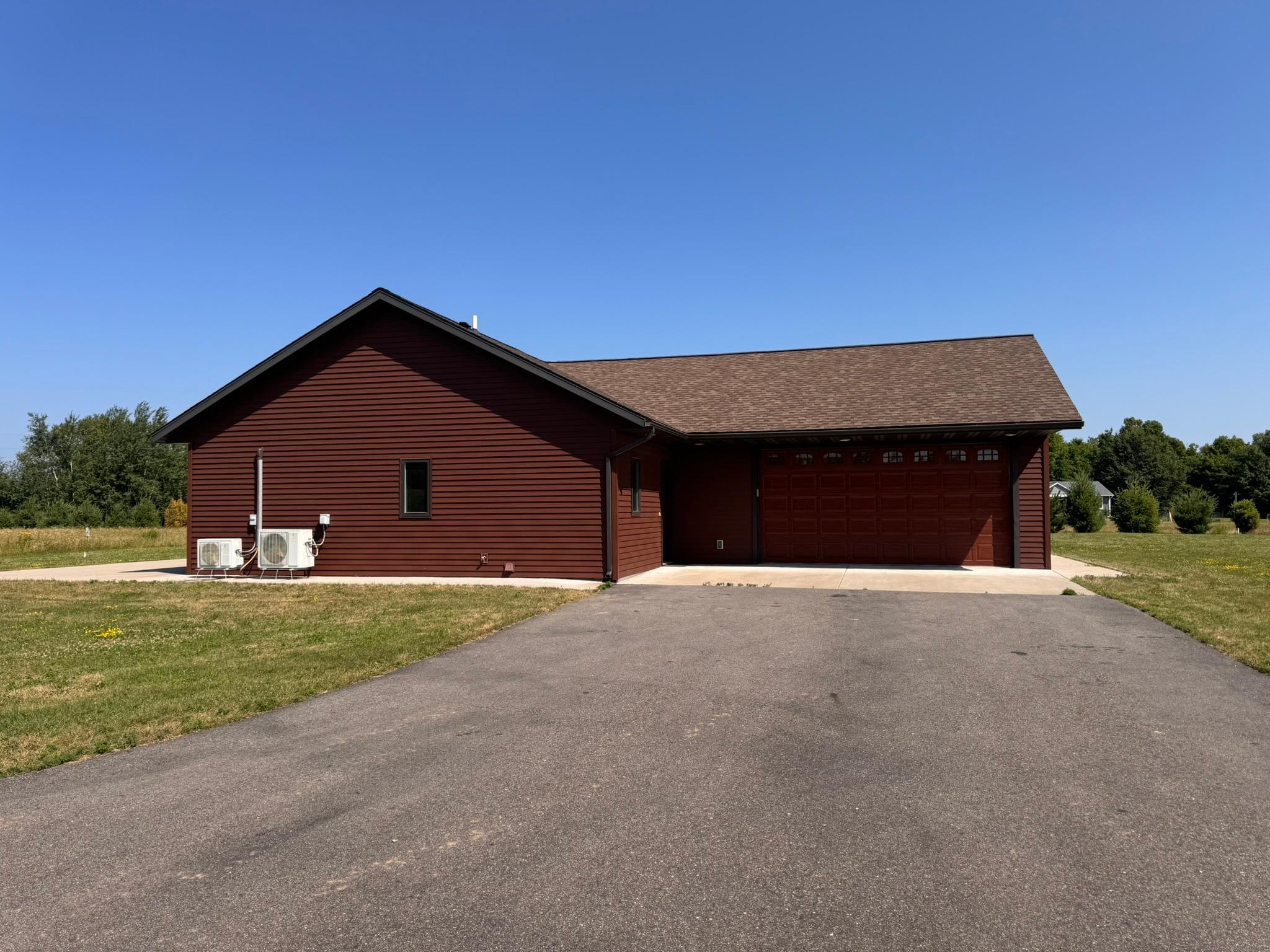 36812 Deer Street Property Photo 2