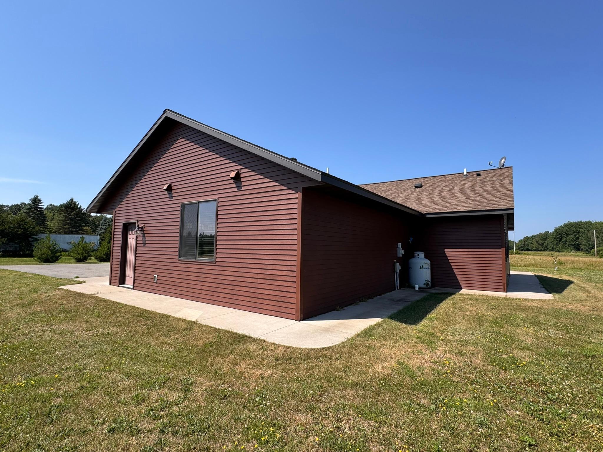 36812 Deer Street Property Photo 32