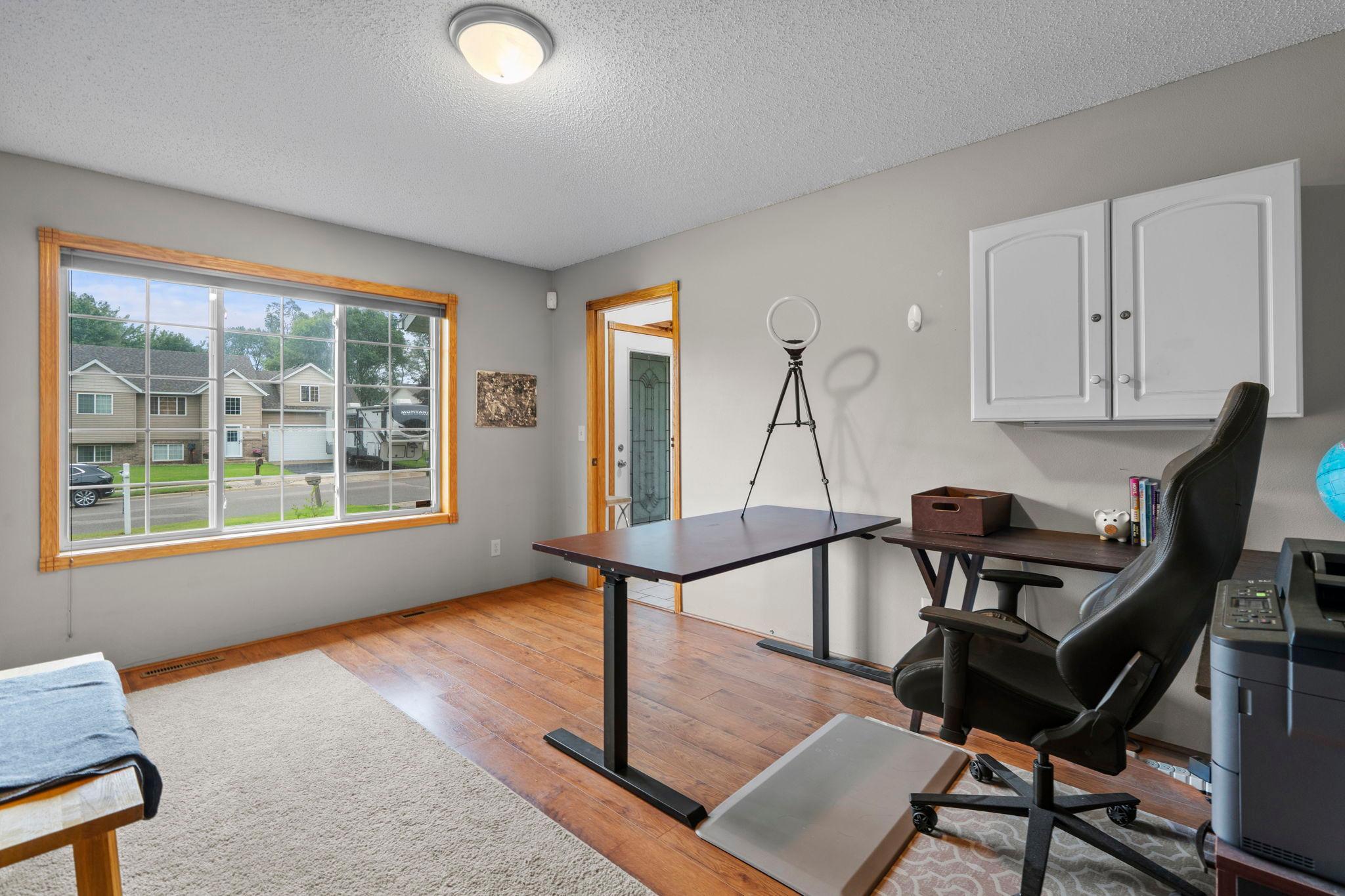 929 4th Avenue E Property Photo 10