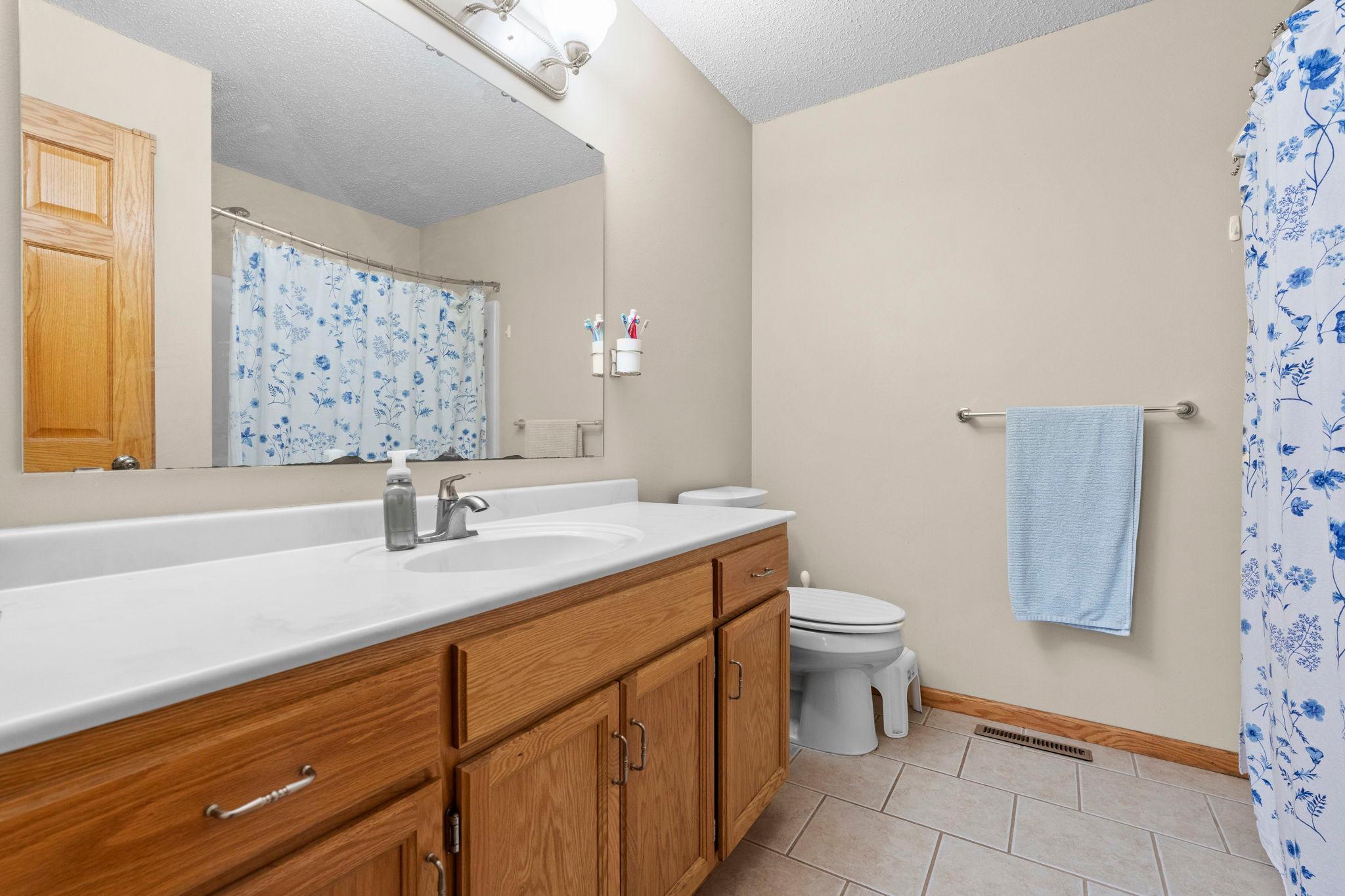 929 4th Avenue E Property Photo 21
