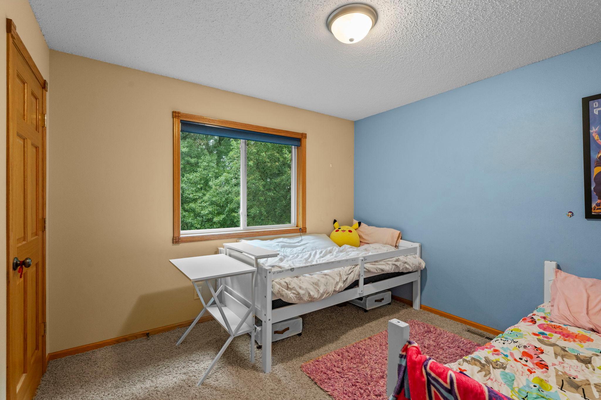 929 4th Avenue E Property Photo 22