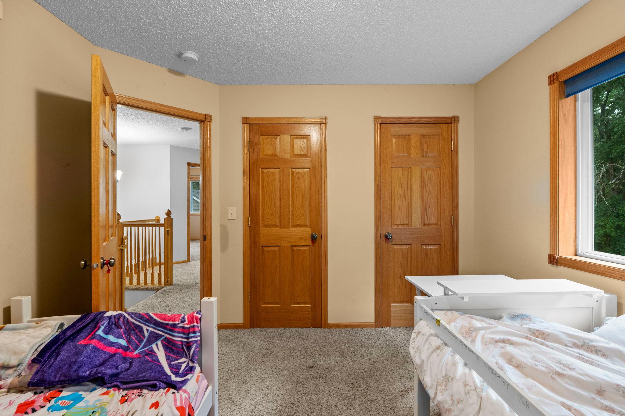 929 4th Avenue E Property Photo 23