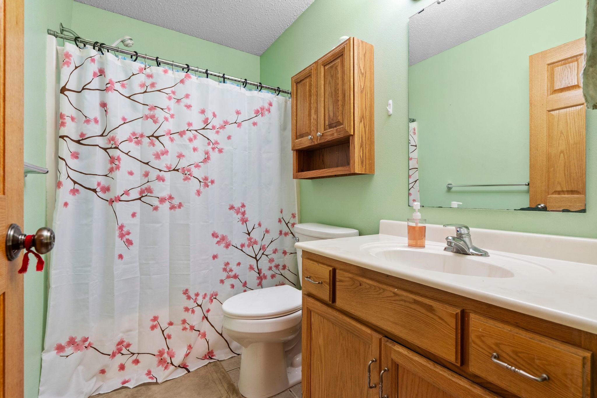 929 4th Avenue E Property Photo 24