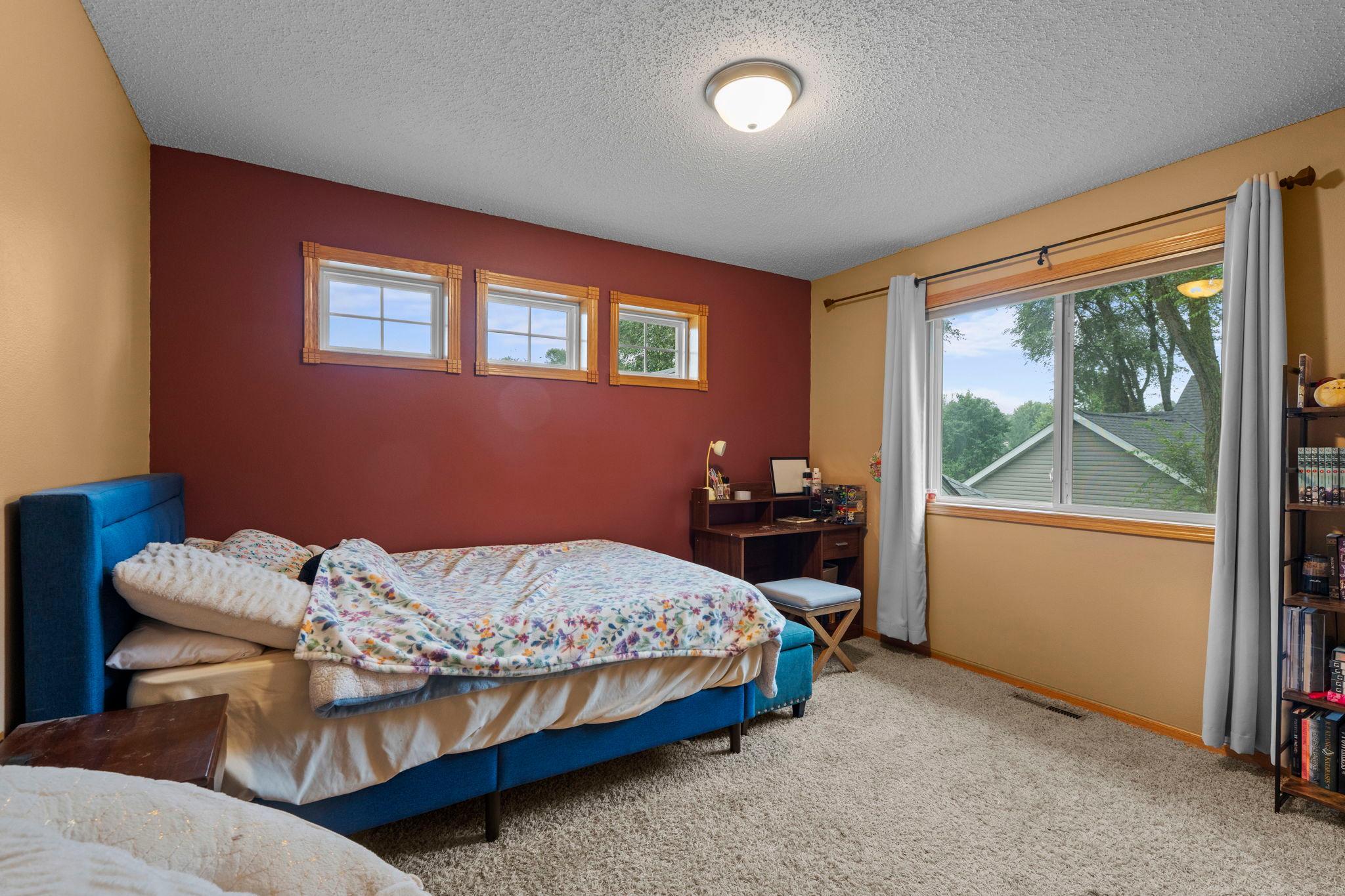 929 4th Avenue E Property Photo 26