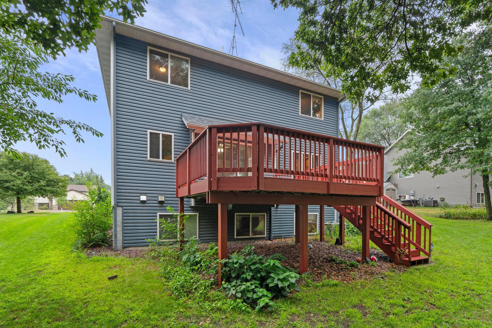 929 4th Avenue E Property Photo 34