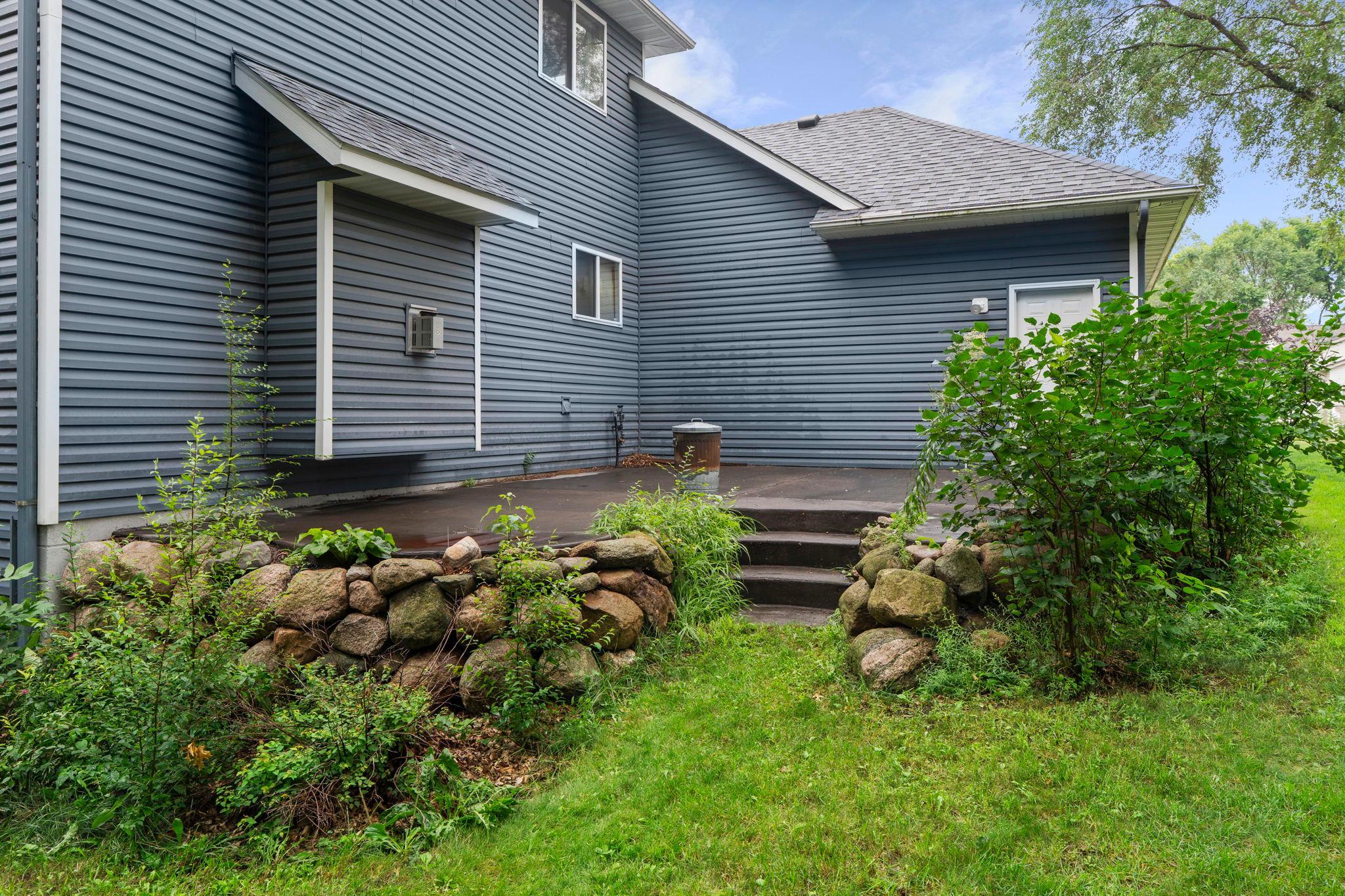 929 4th Avenue E Property Photo 36
