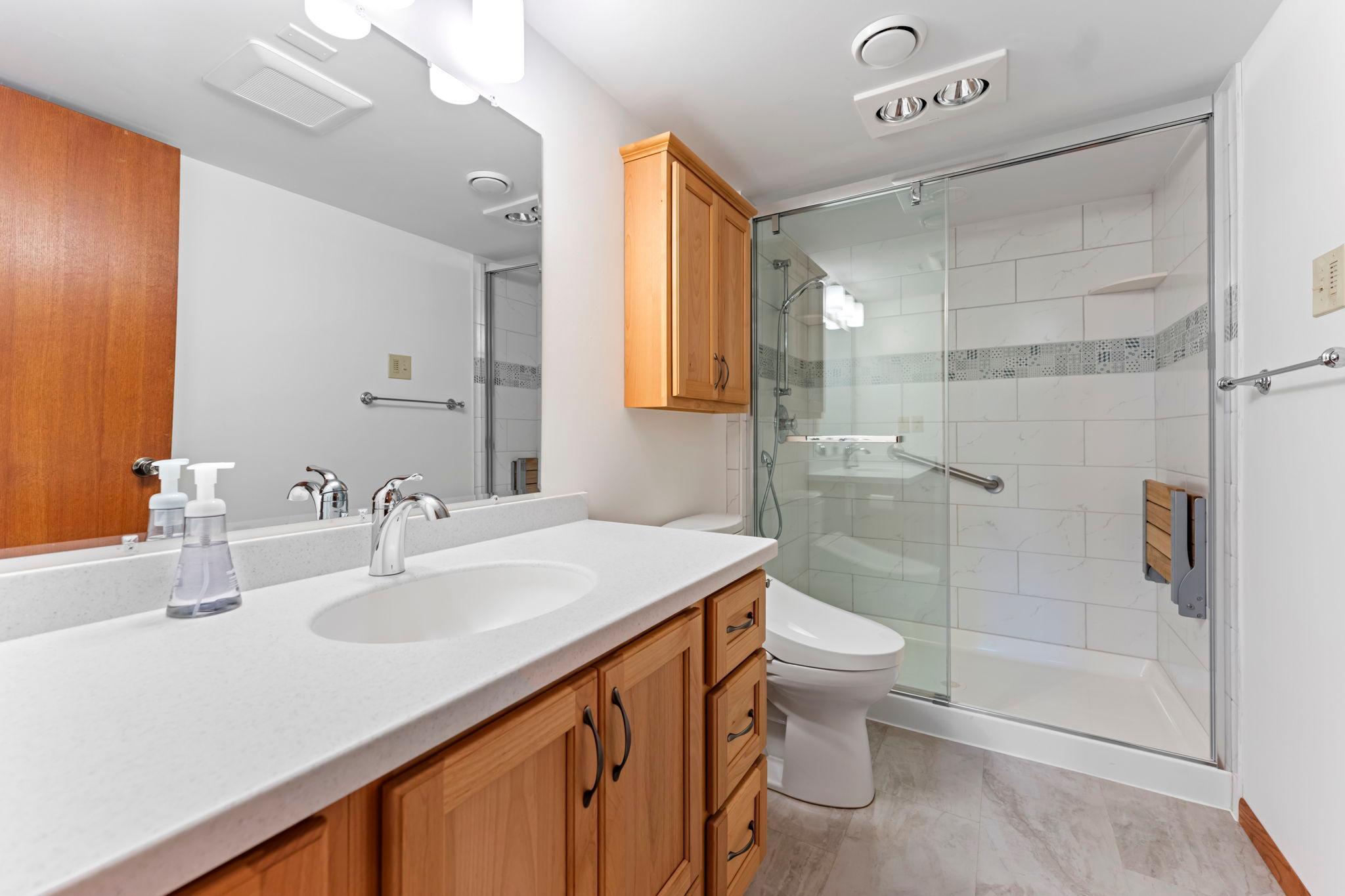 1810 Howell Street N Property Photo 73