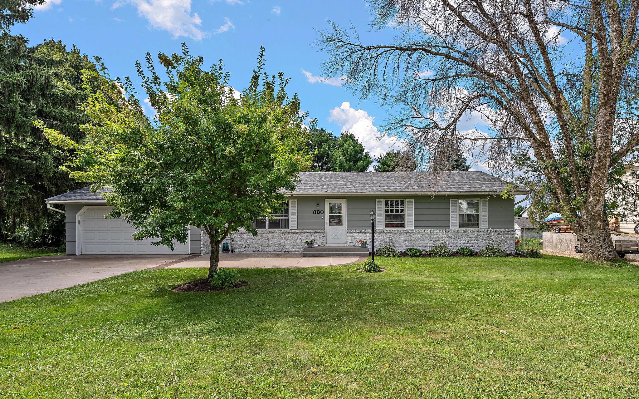380 2nd Street Property Photo 1