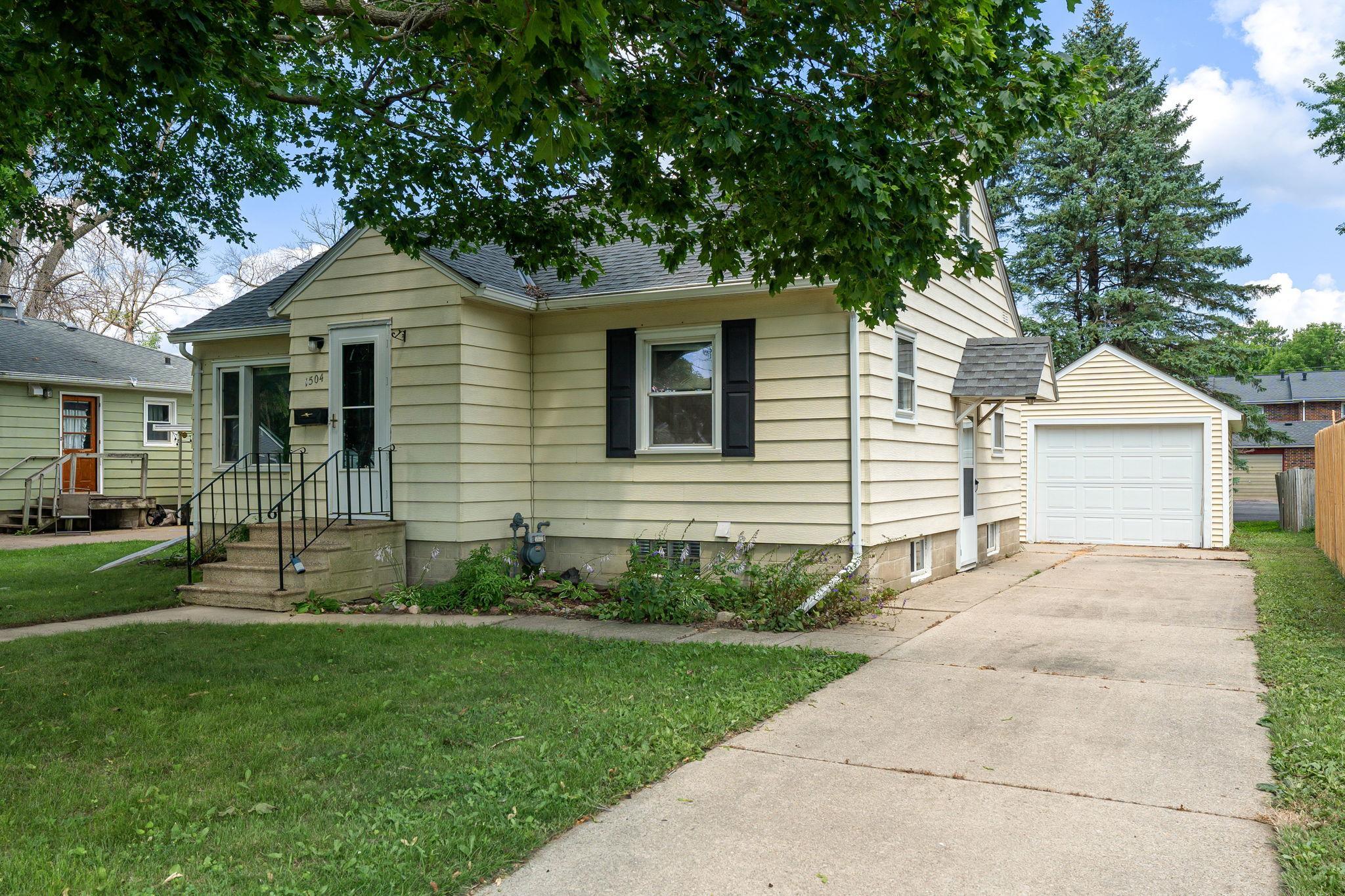 1504 4th Avenue NW Property Photo 1