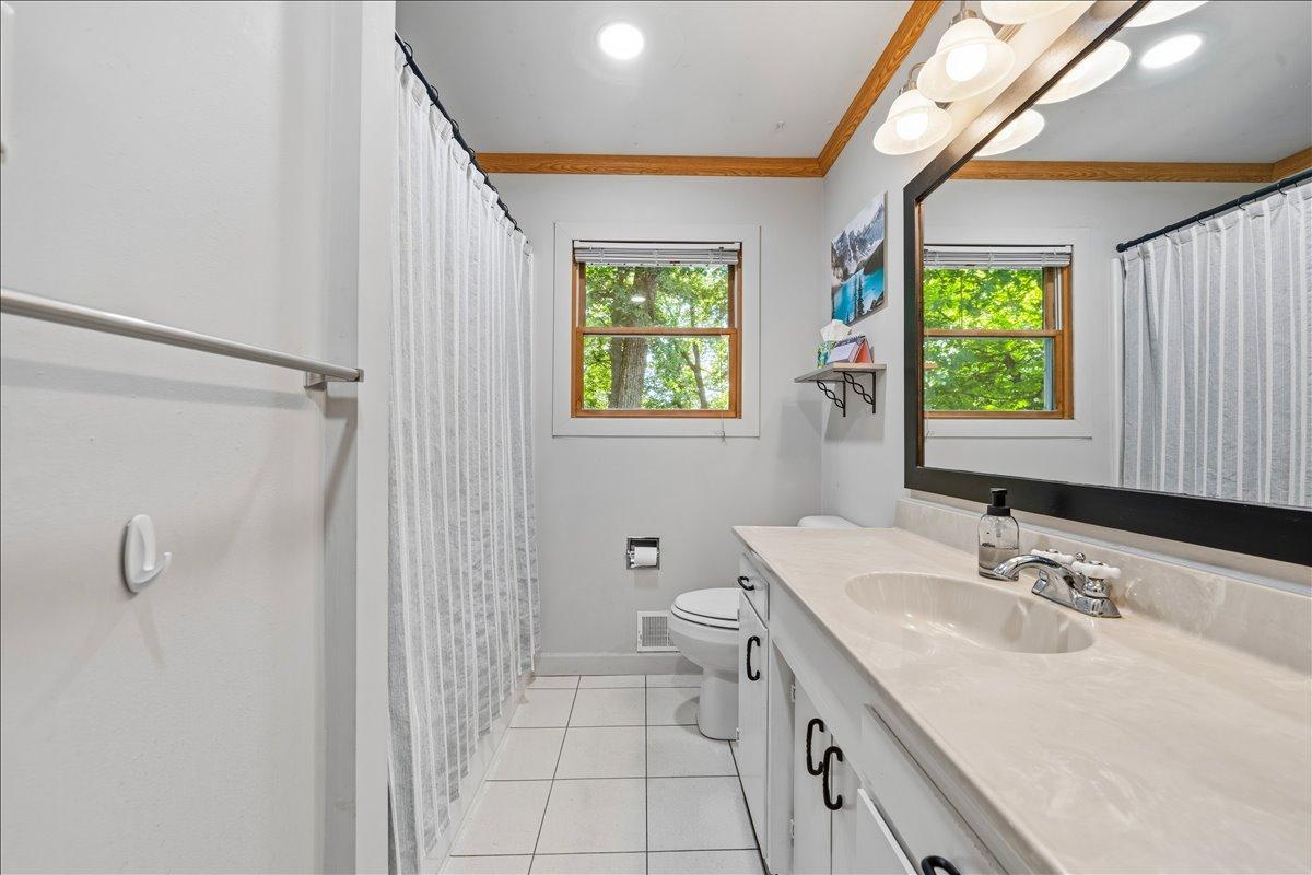 8833 County Road 11 Ne Property Photo 19