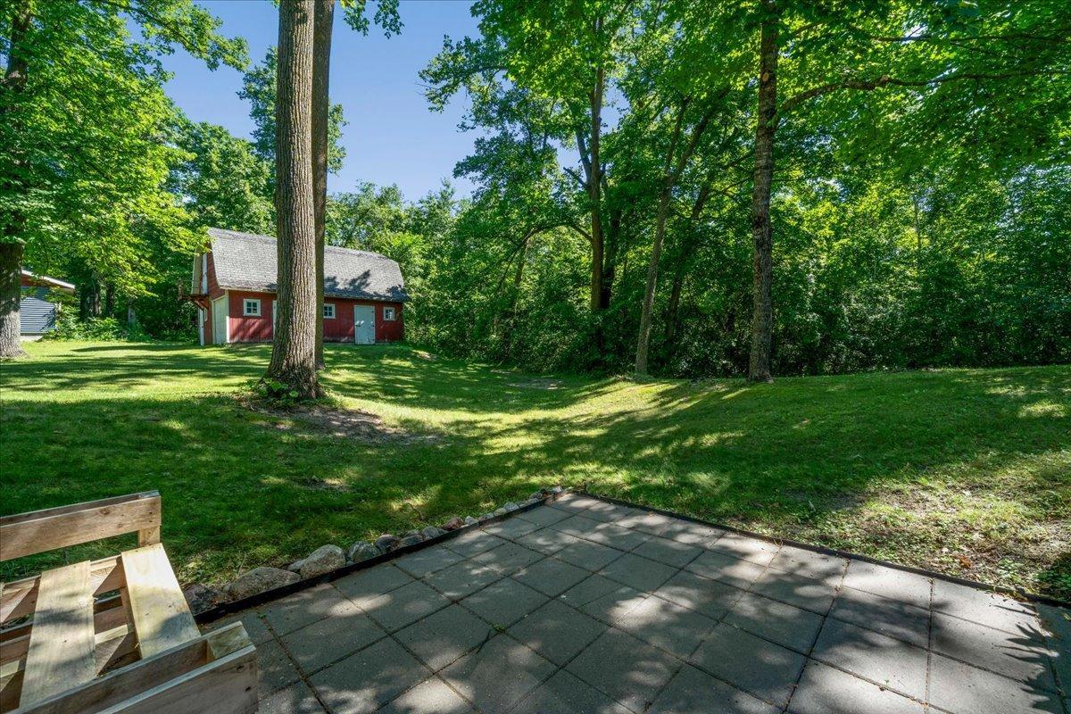 8833 County Road 11 Ne Property Photo 33