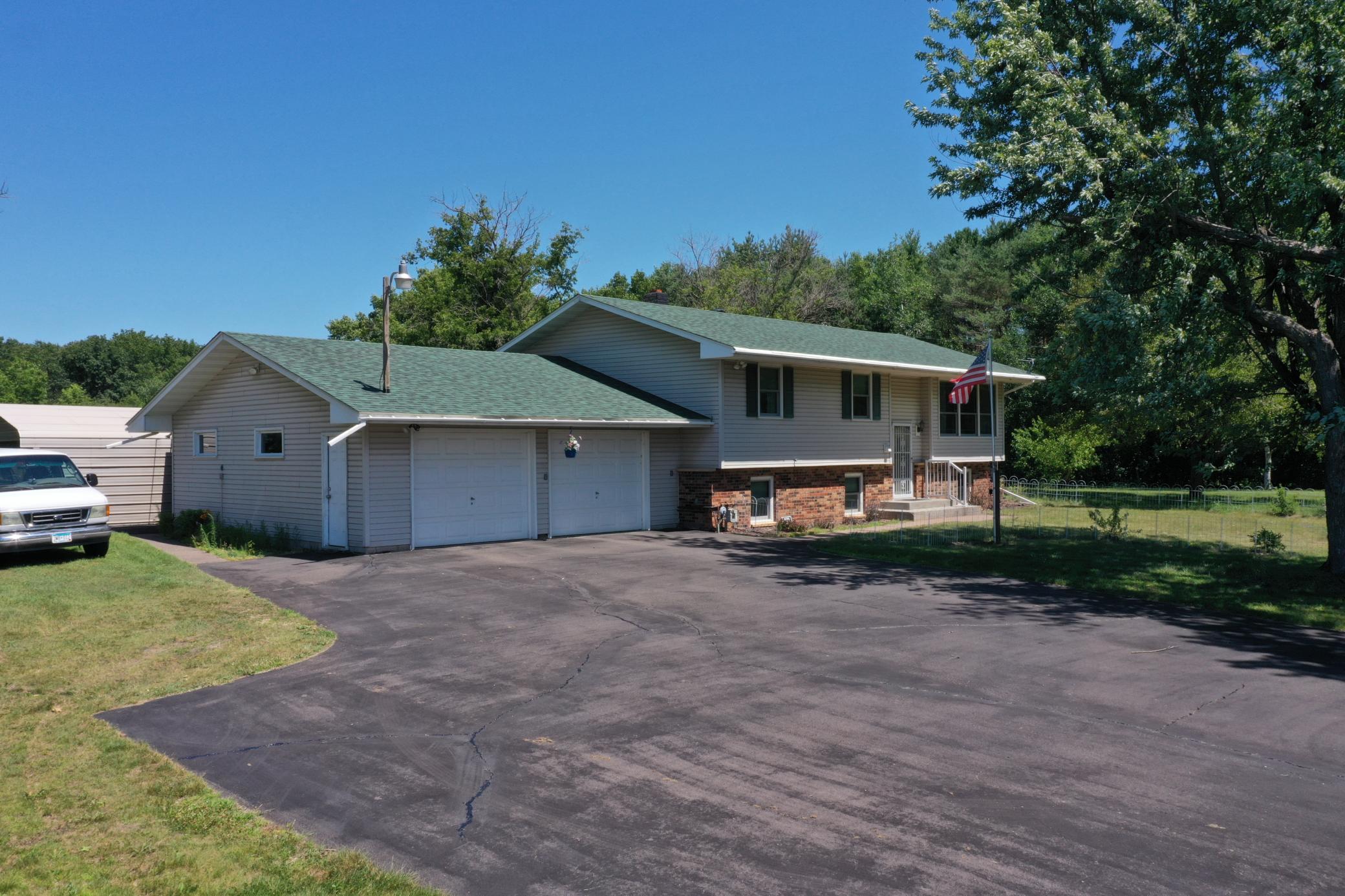 5276 392nd Street Property Photo 2
