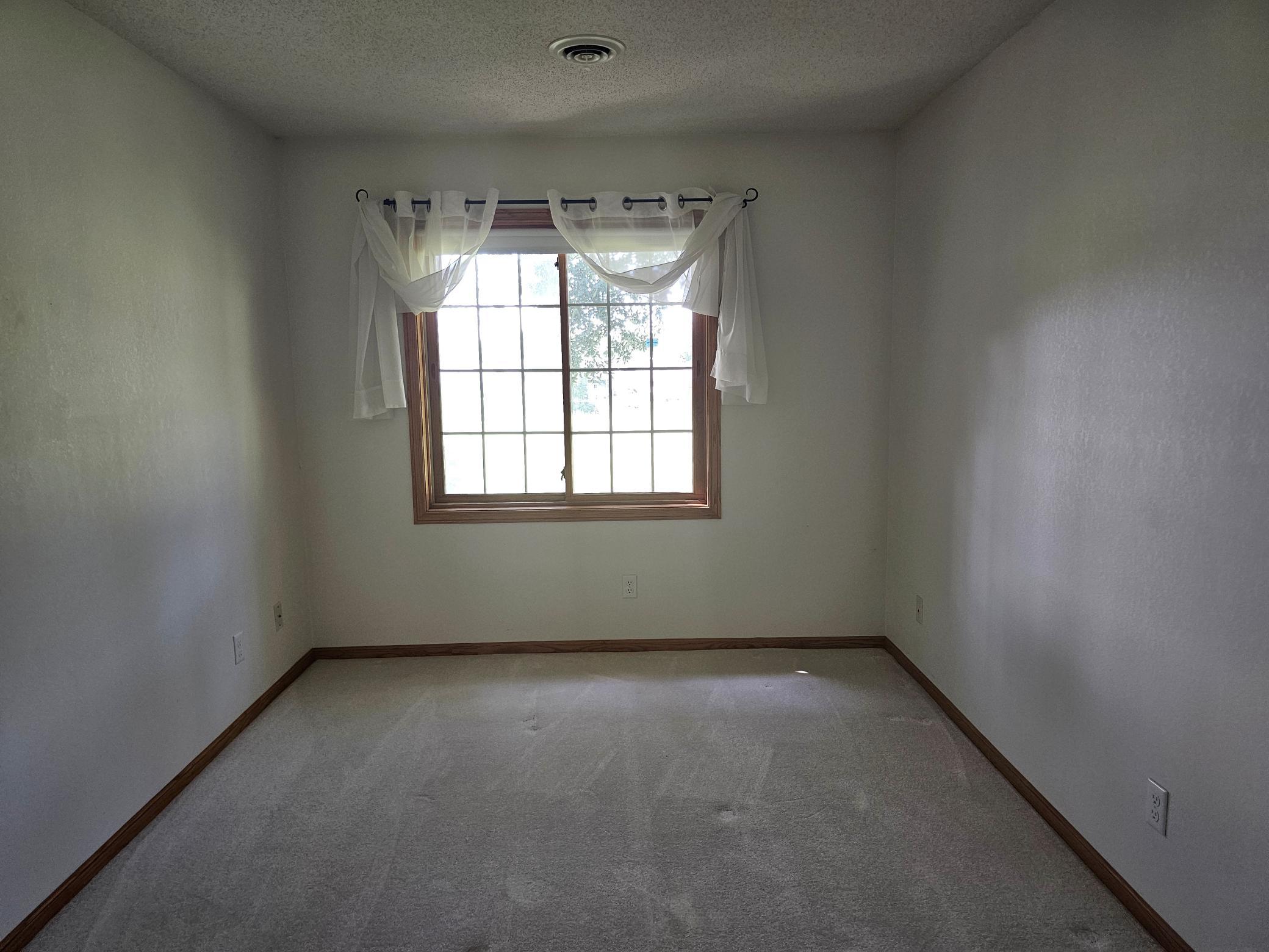 2206 10th Avenue Se Property Photo 6