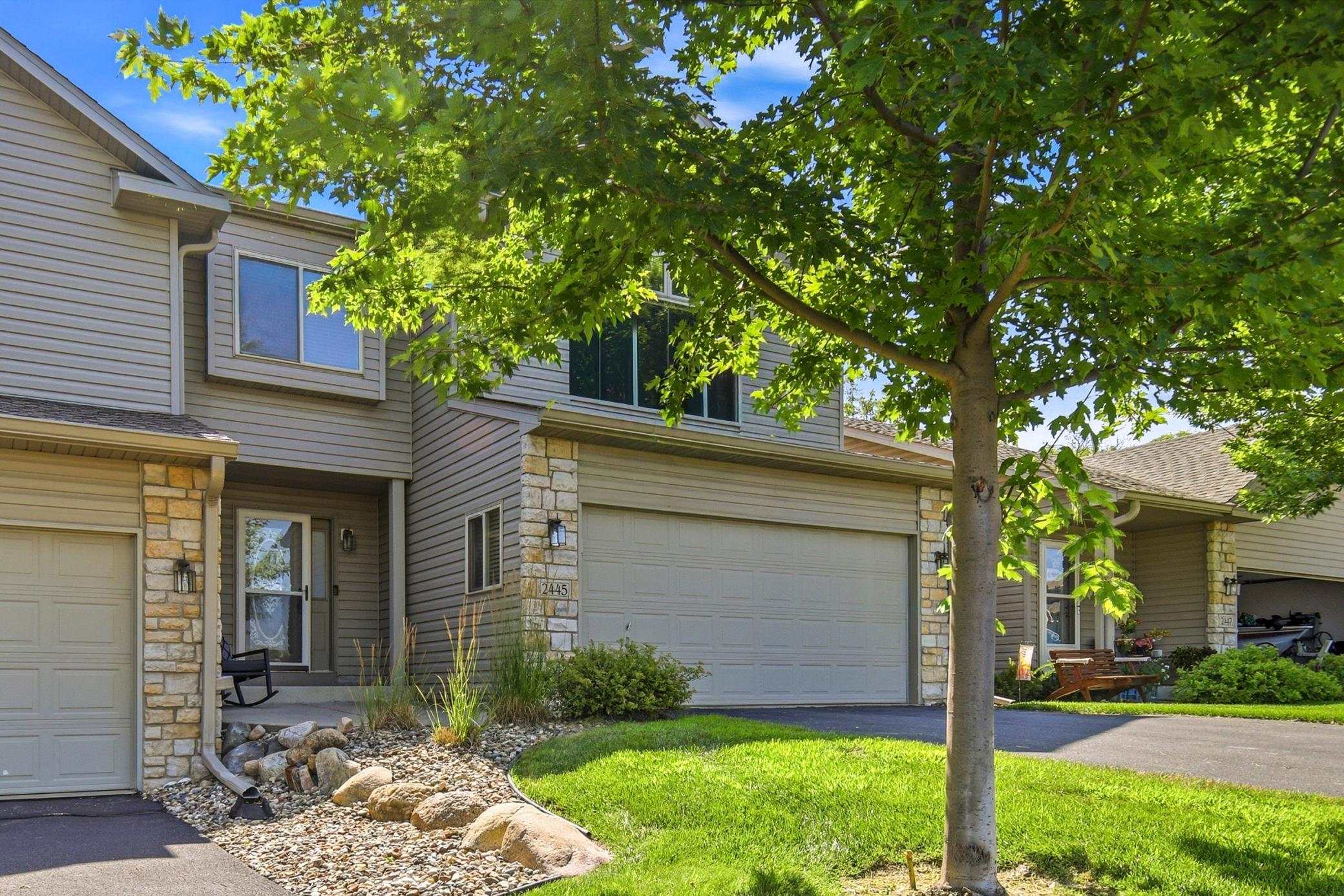 2445 Birn Hill Drive Property Photo 3