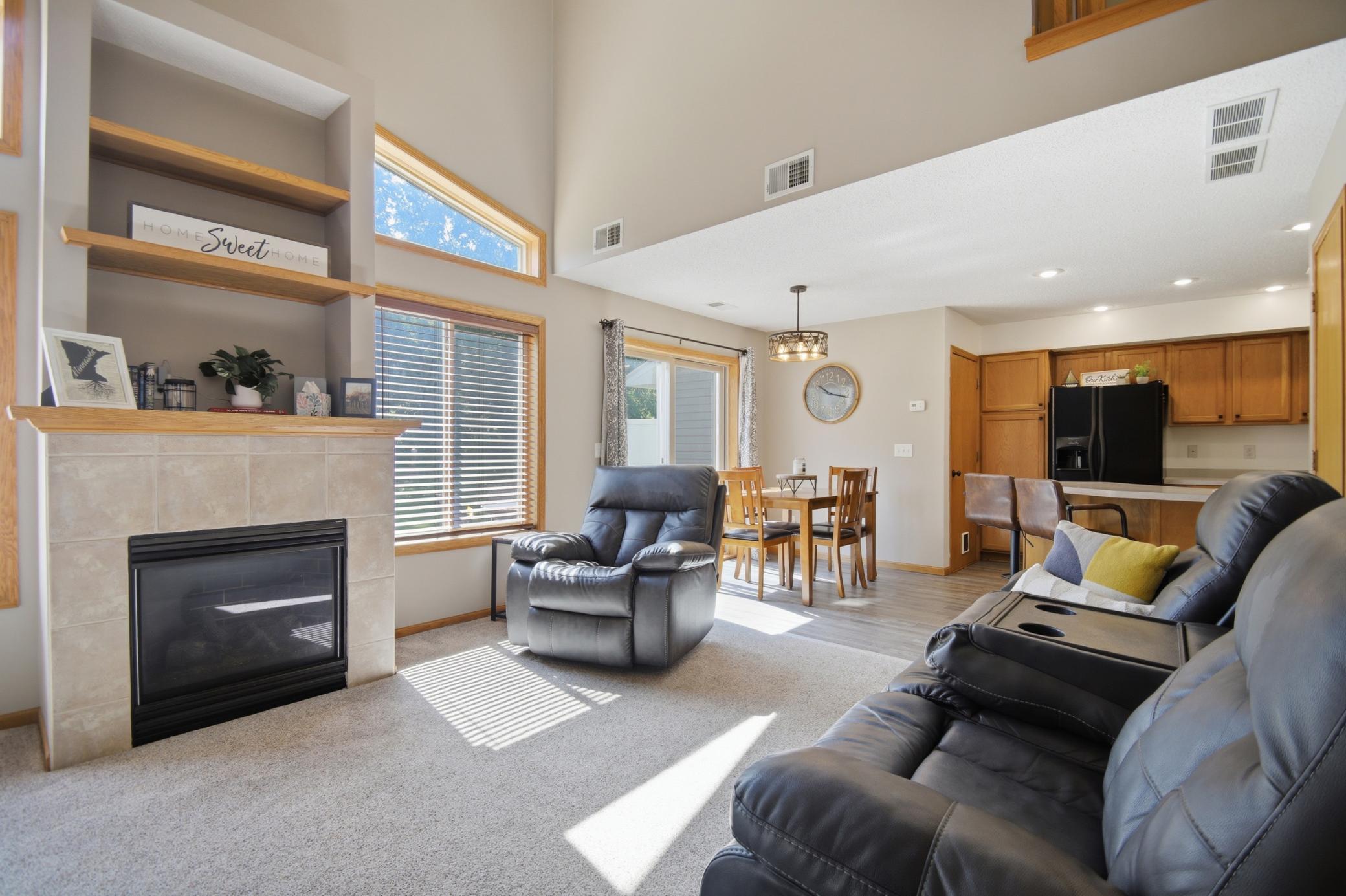 2445 Birn Hill Drive Property Photo 7