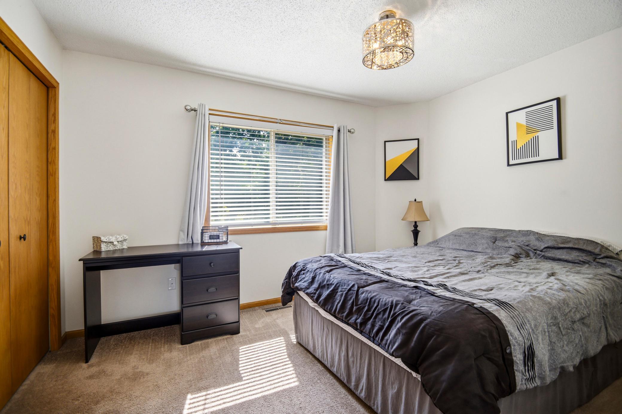 2445 Birn Hill Drive Property Photo 16