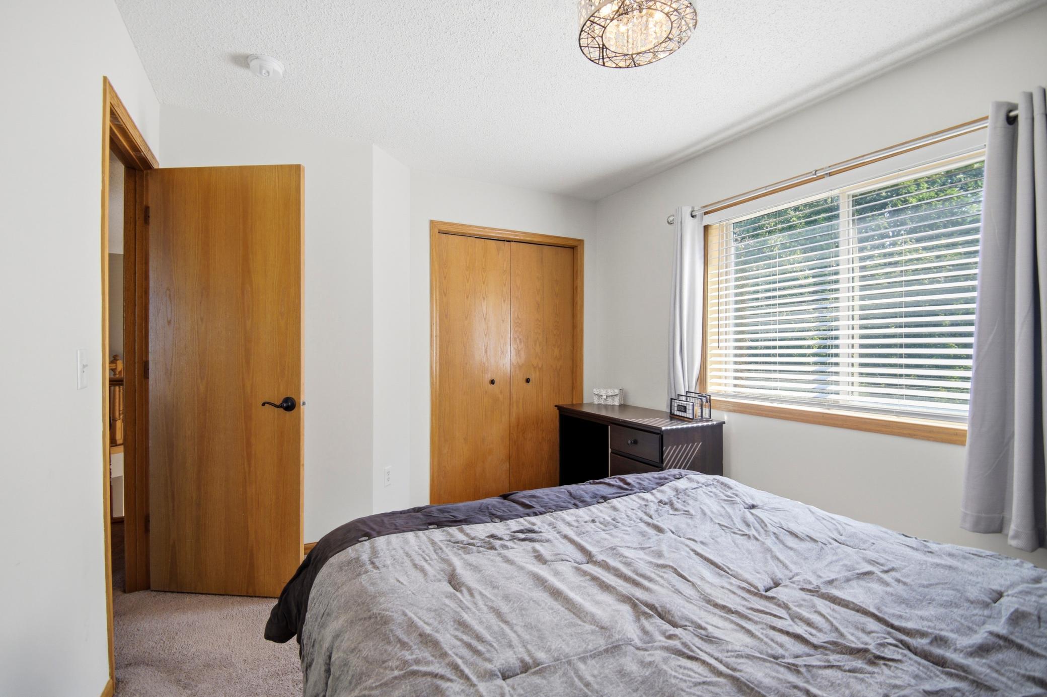 2445 Birn Hill Drive Property Photo 17