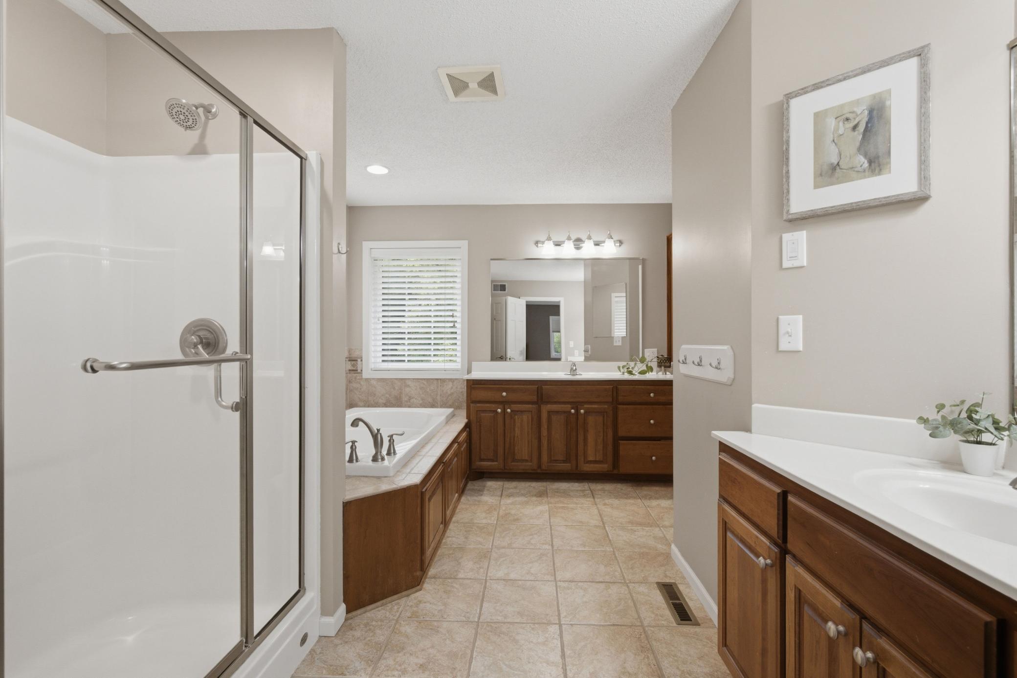 15016 Viewcrest Lane Property Photo 44