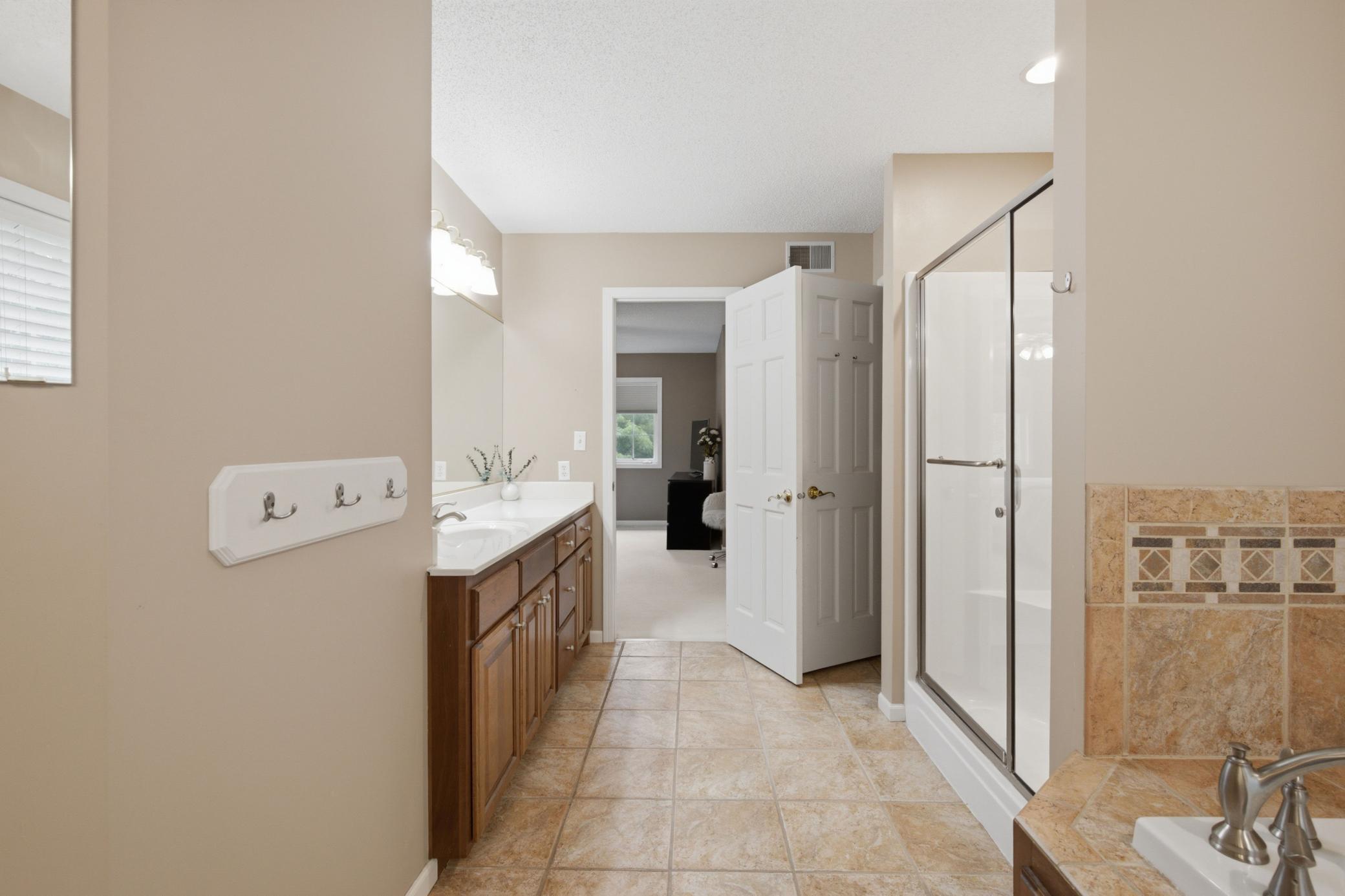 15016 Viewcrest Lane Property Photo 46