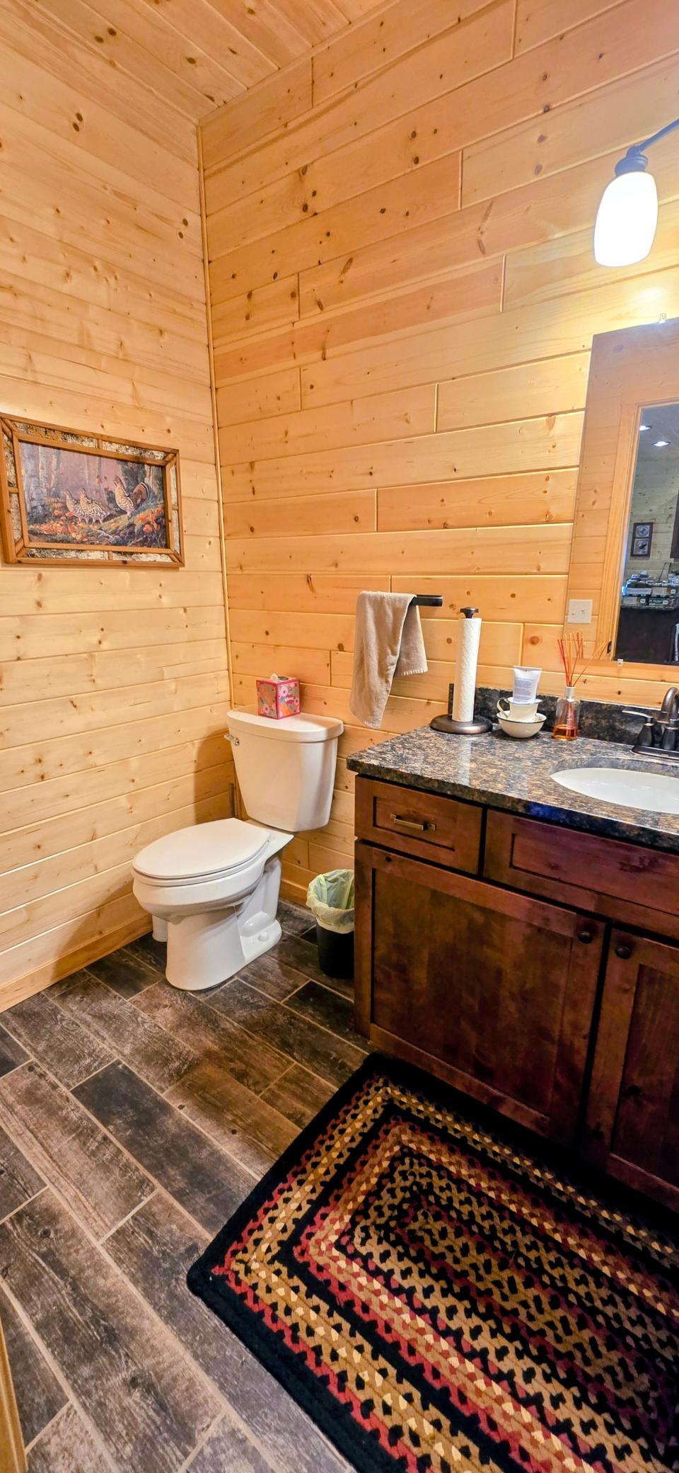 17668 Birch Drive Nw Property Photo 13
