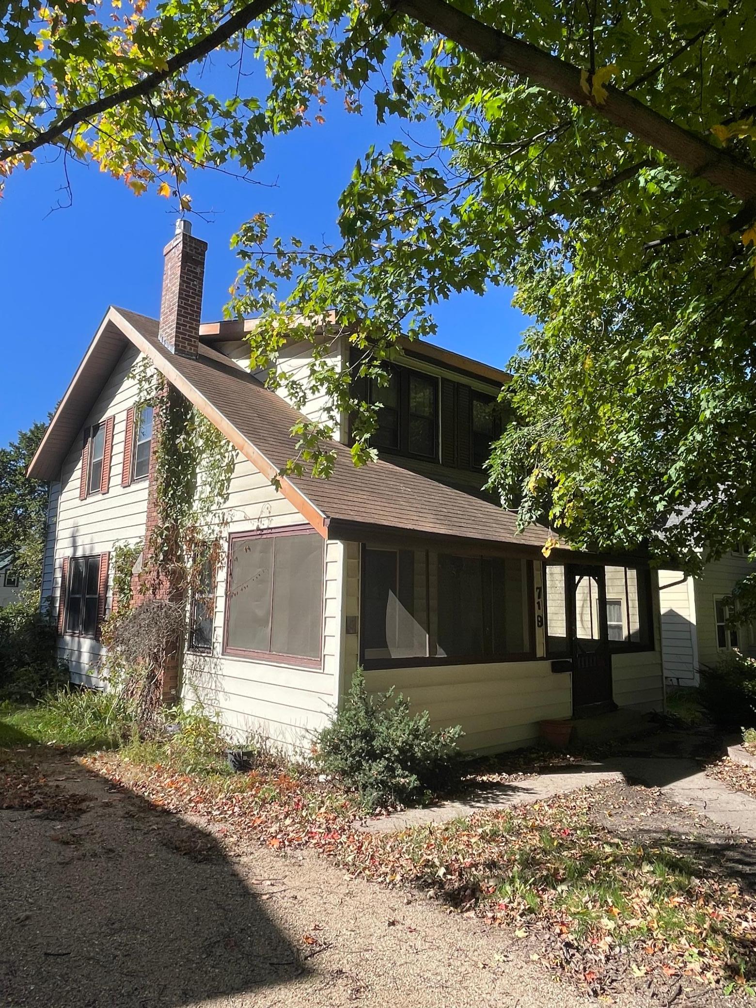 719 N Union Avenue Property Photo 1