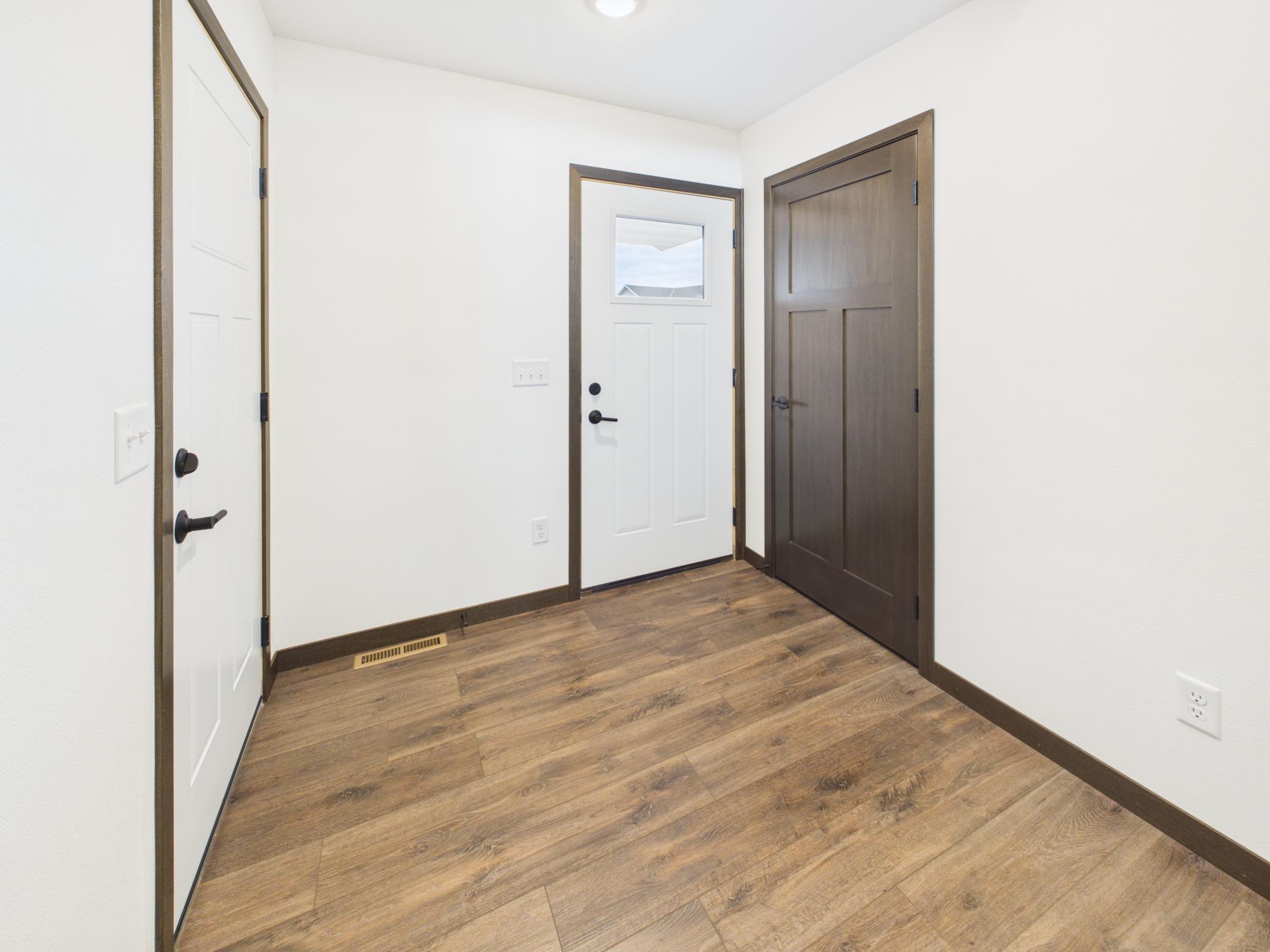 1180 Deerberry Circle Property Photo 3