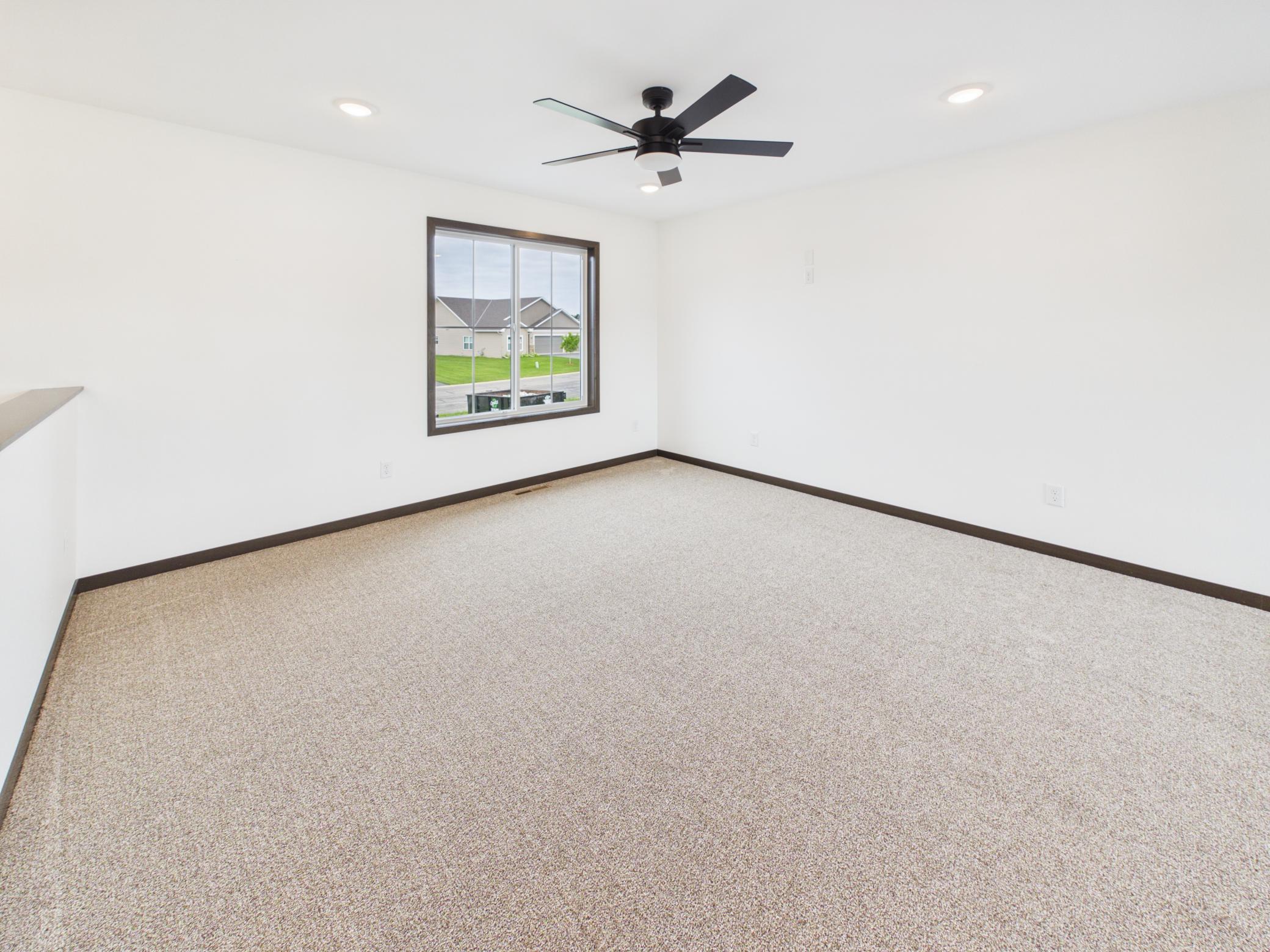 1180 Deerberry Circle Property Photo 14