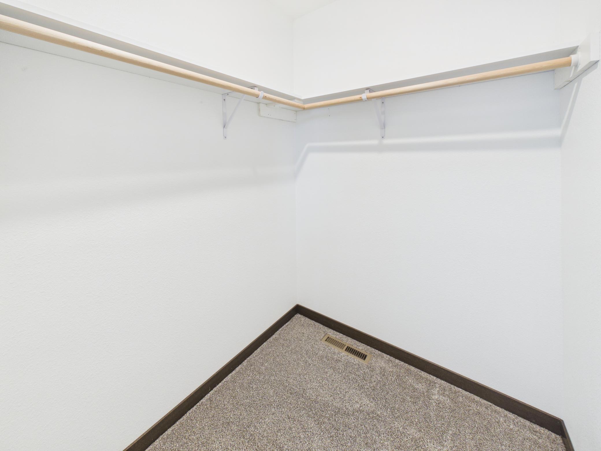 1180 Deerberry Circle Property Photo 16