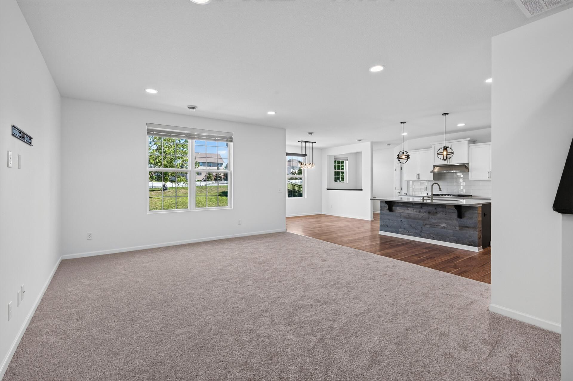 15637 Eddy Creek Way Property Photo 8