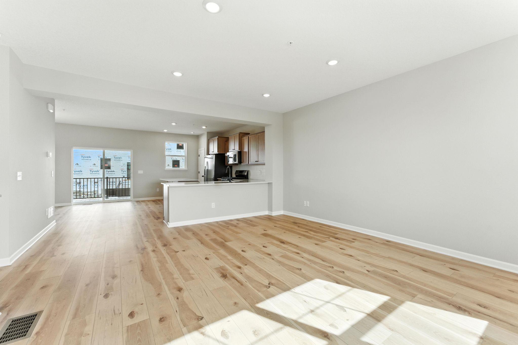 10368 Birchwood Circle Property Photo 6