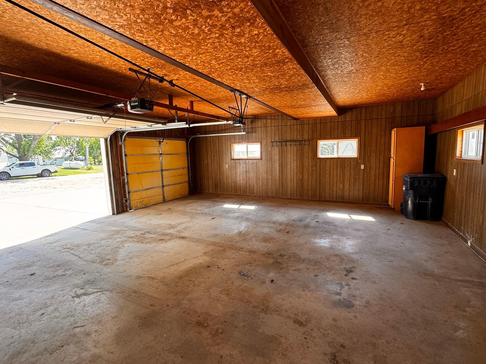 63 3rd Street W Property Photo 28