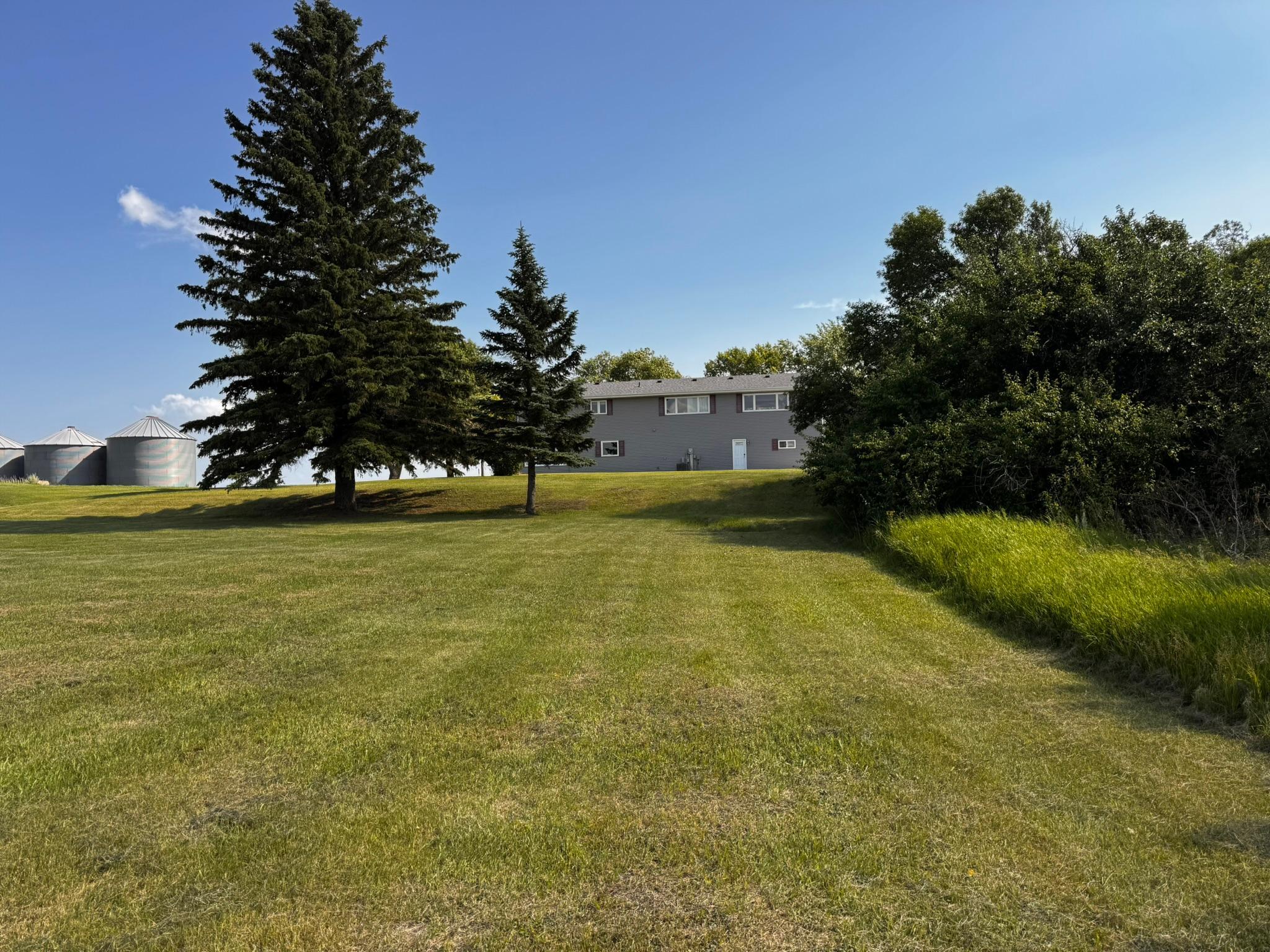 63 3rd Street W Property Photo 34