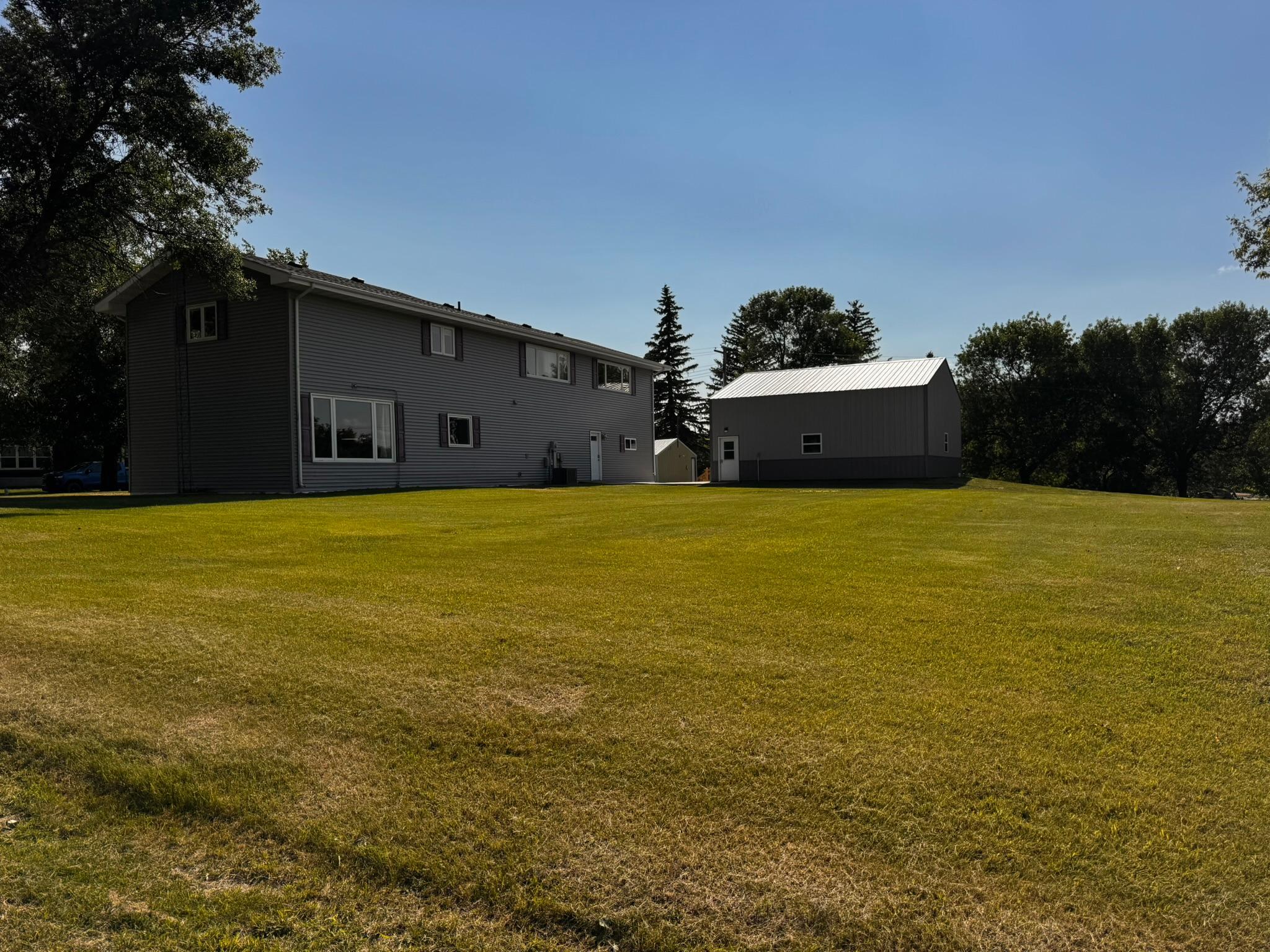 63 3rd Street W Property Photo 37