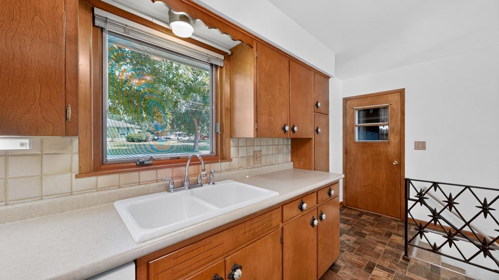 302 Garden Road Property Photo 14
