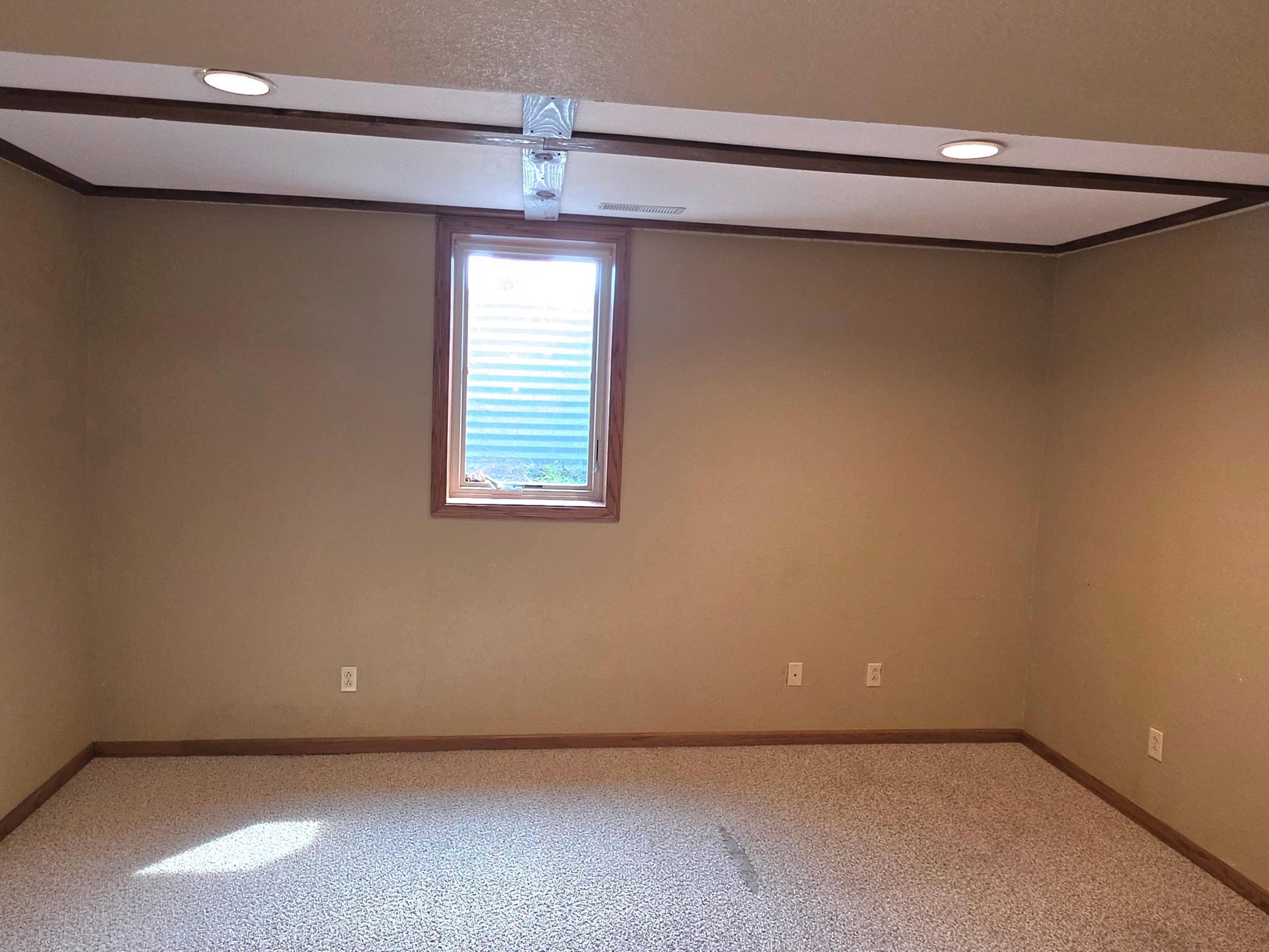 1868 240th Avenue Property Photo 27