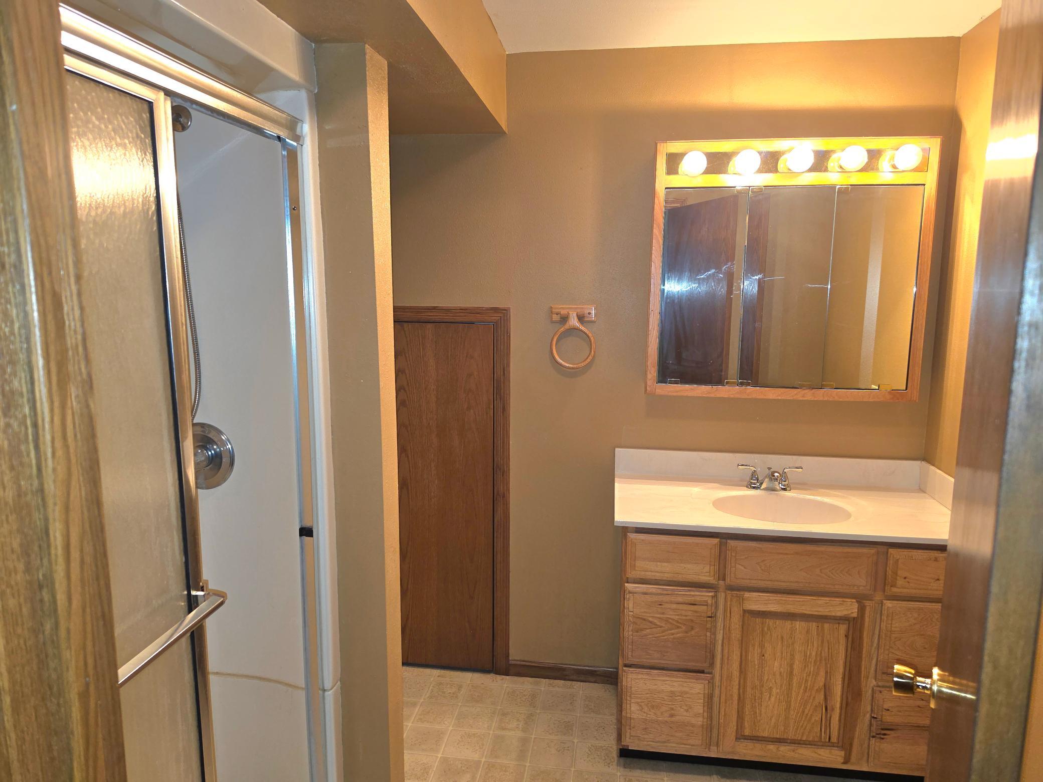 1868 240th Avenue Property Photo 28