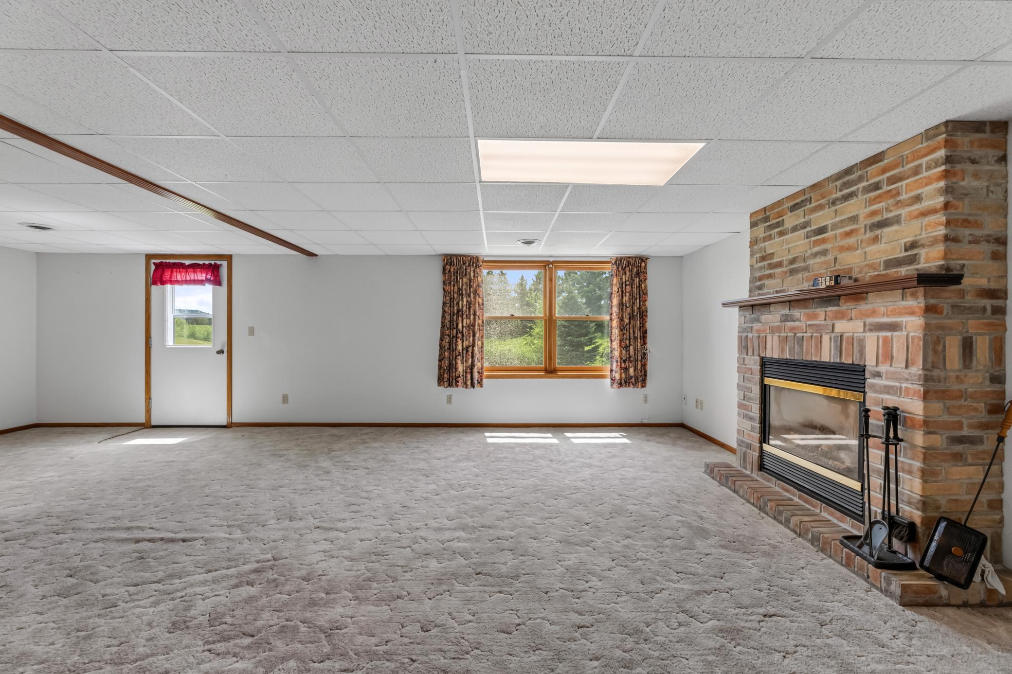 1854 State 76 Property Photo 16