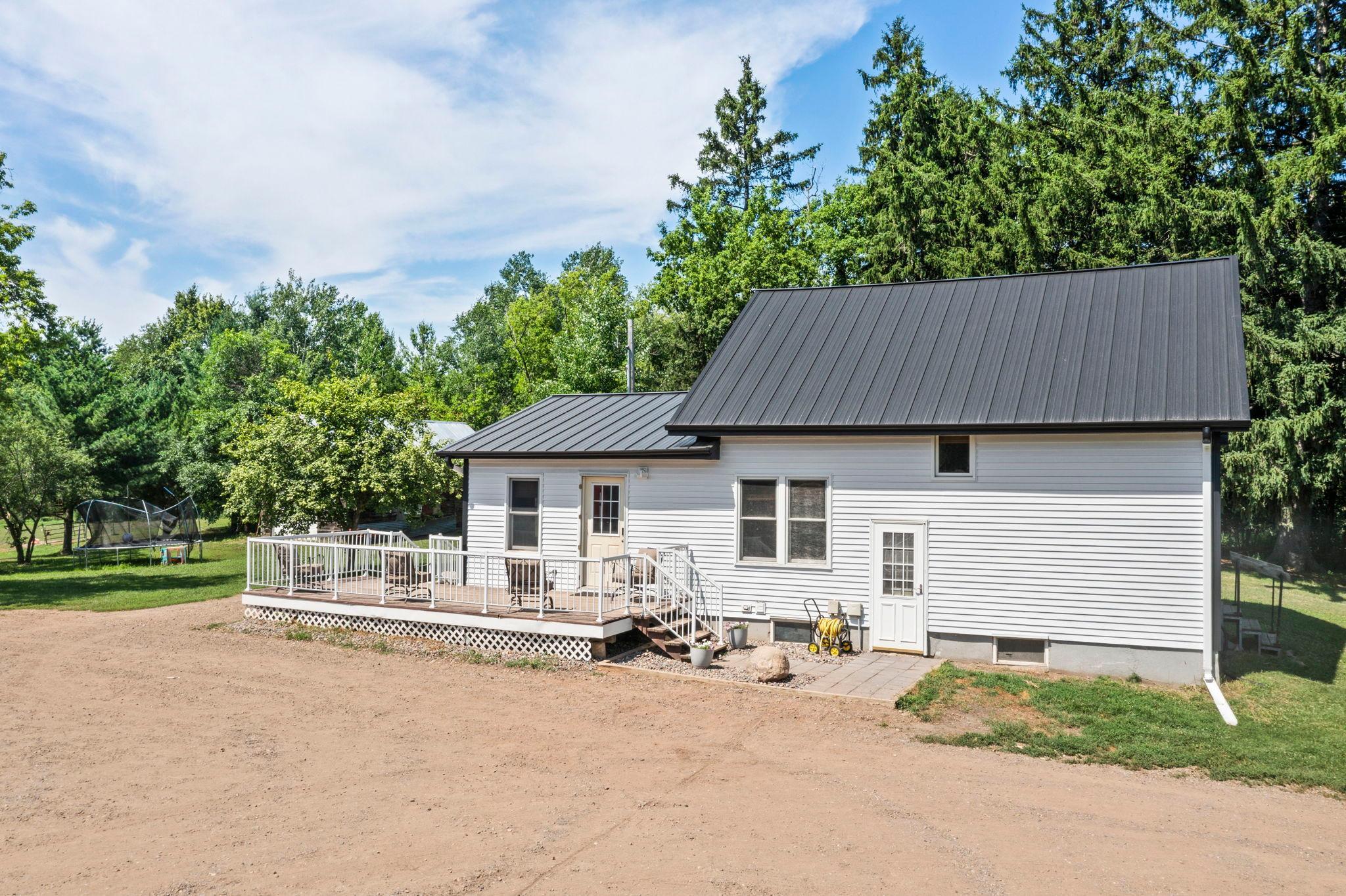 42550 Cedarcrest Trail Property Photo 6