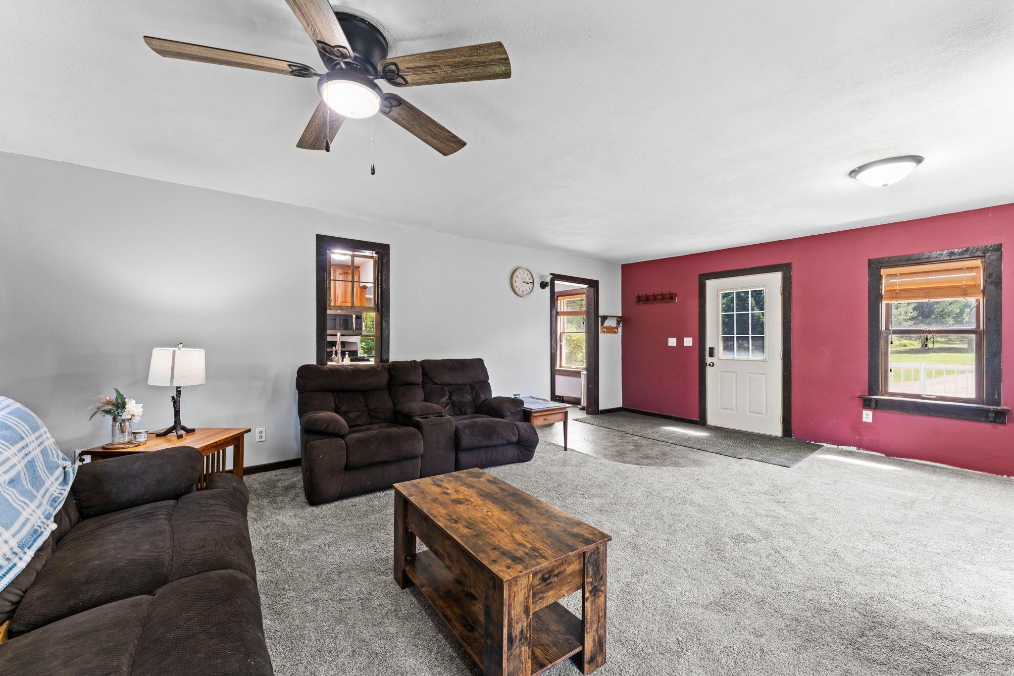 42550 Cedarcrest Trail Property Photo 25