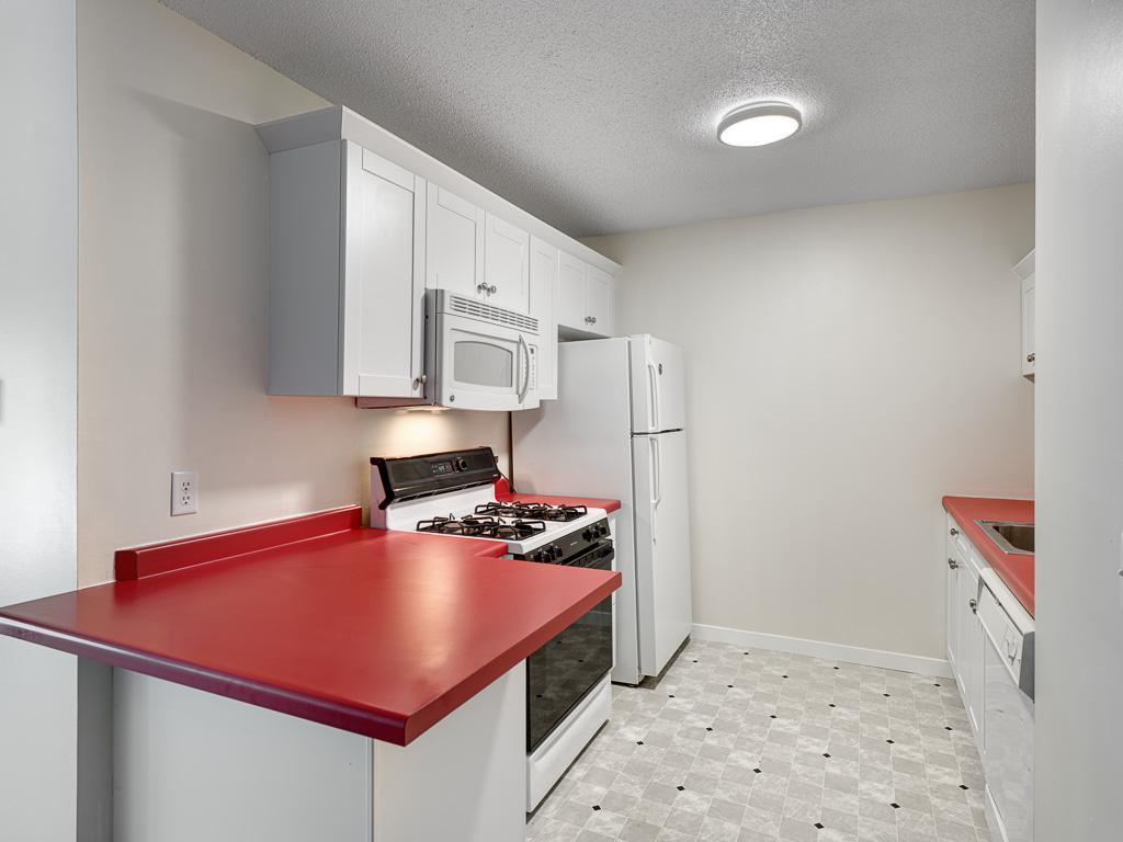 1601 N Innsbruck Drive 361ne Property Photo 11