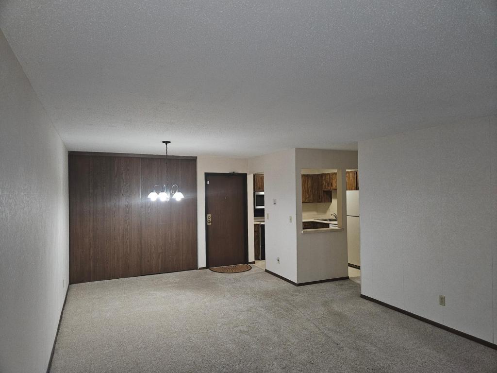 1855 Silver Bell Road 314 Property Photo 3