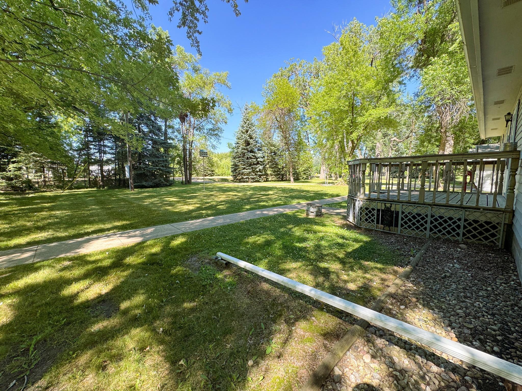 25 Broadway Avenue W Property Photo 27