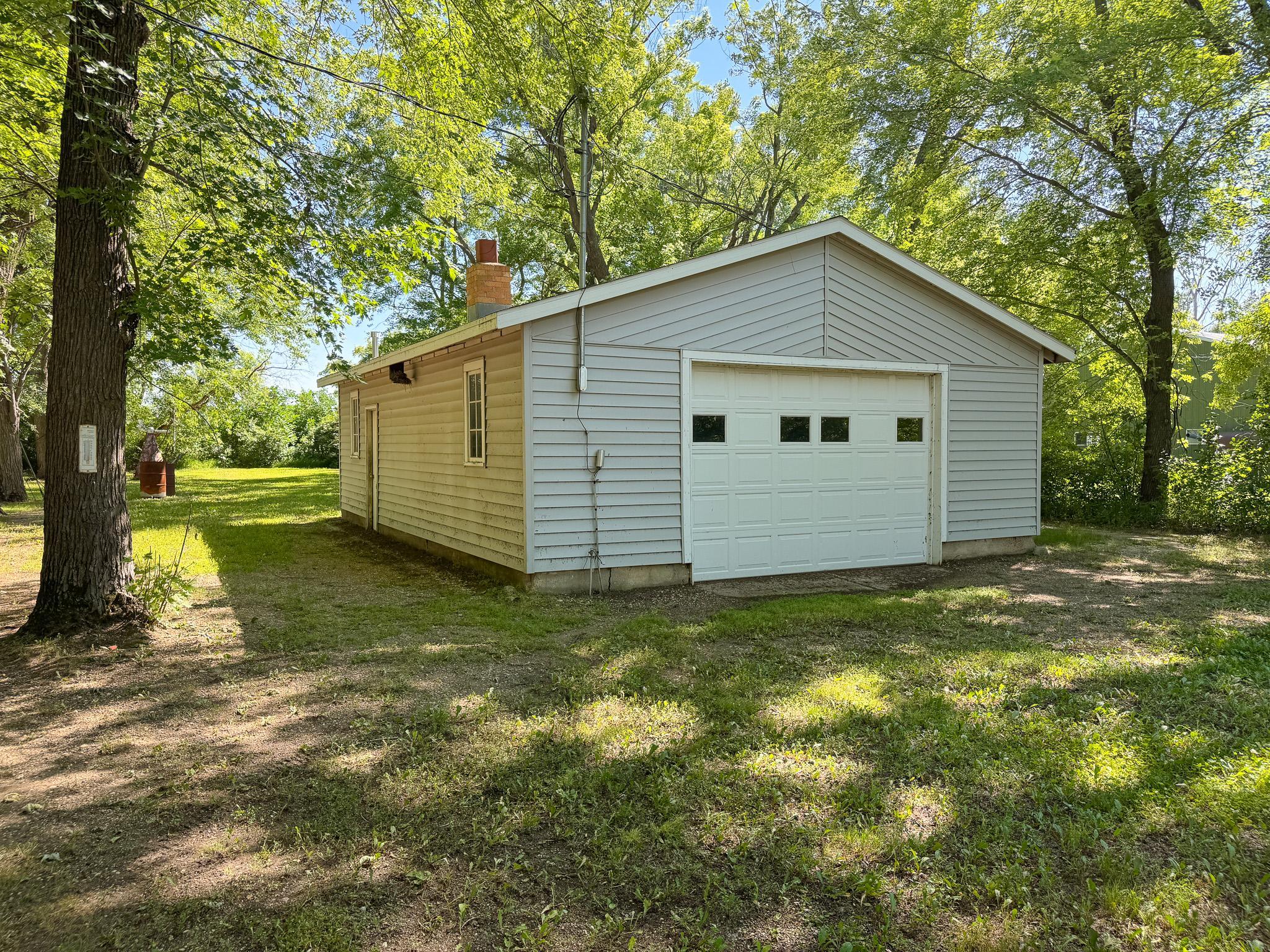 25 Broadway Avenue W Property Photo 36