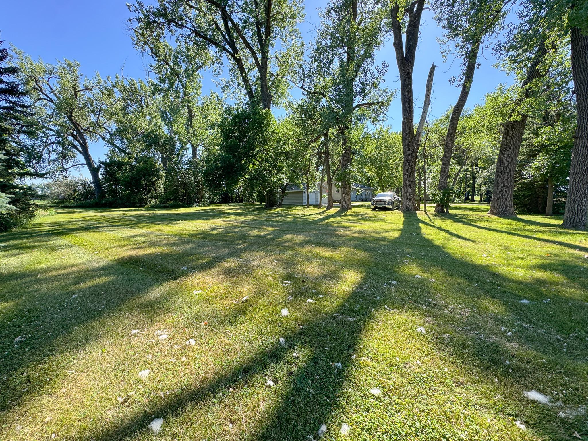 25 Broadway Avenue W Property Photo 47