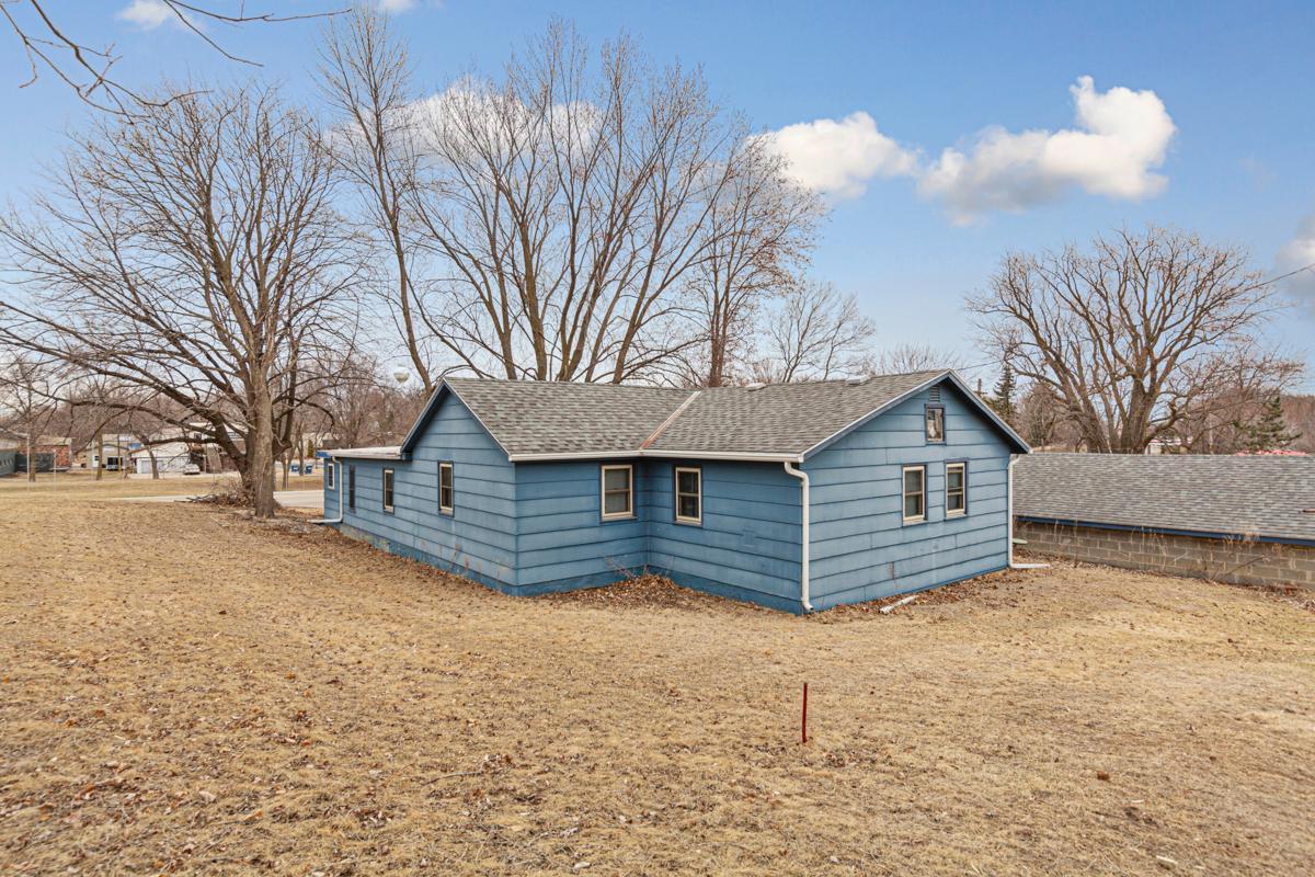 101 State Highway 60 E Property Photo 4