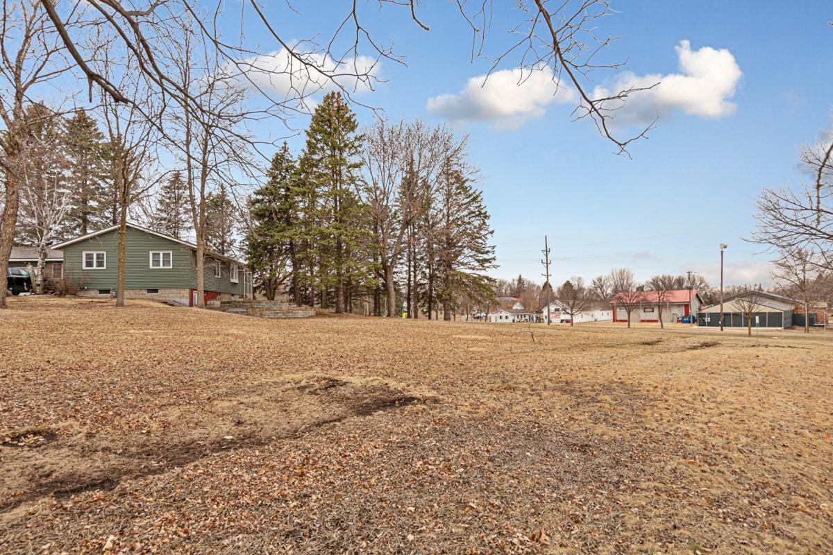 101 State Highway 60 E Property Photo 11